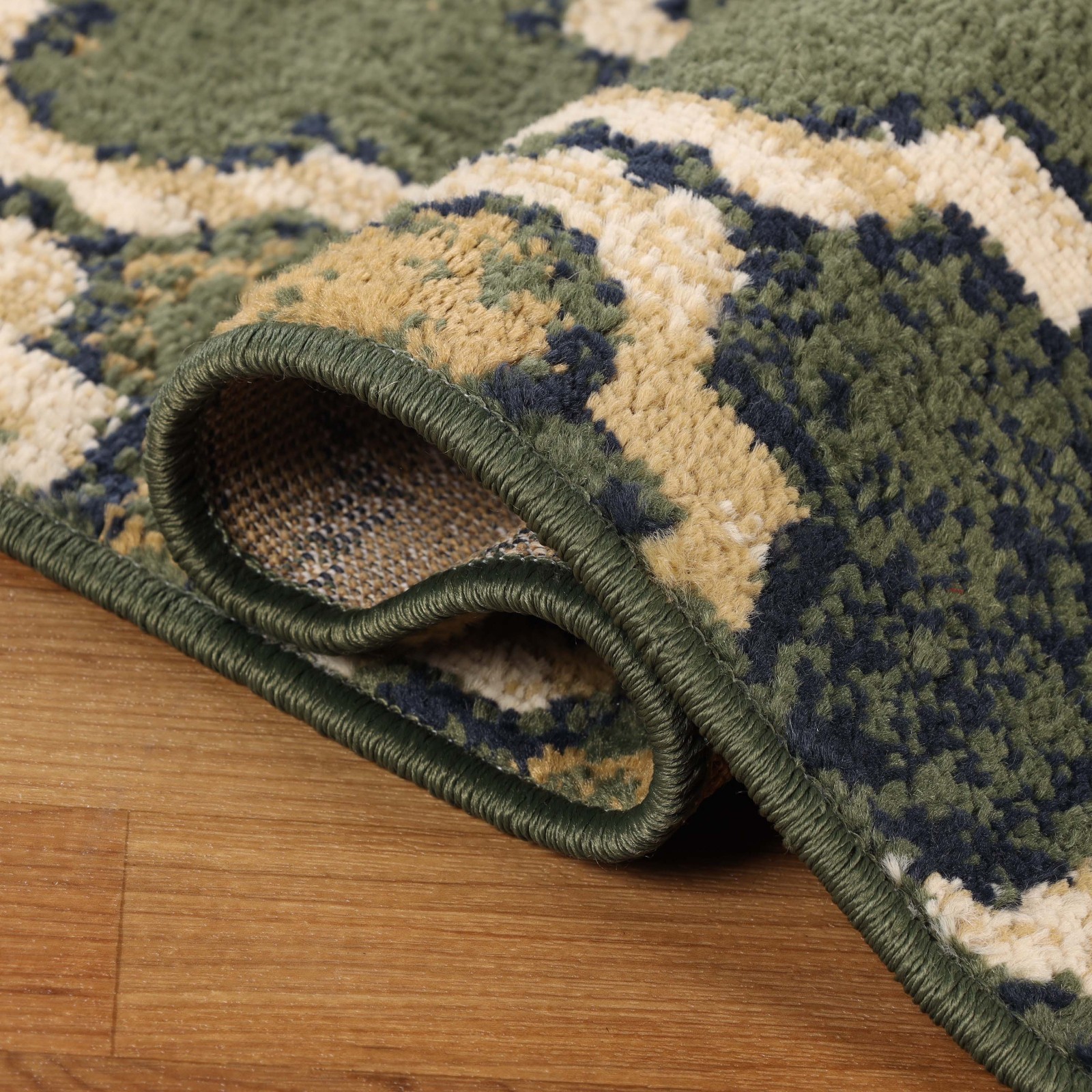Viking Geometric Trellis Modern Anti Static Colorfast Moth Proof Indoor Area Rug