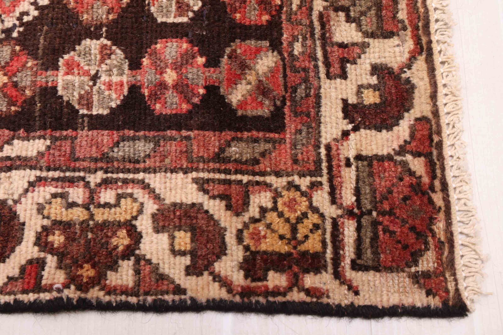 Vintage Hand-Knotted Area Rug 3’10” x 6’2″ Traditional Oriental Wool Carpet