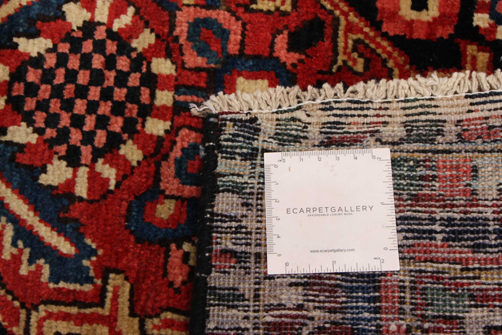 Vintage 4’11” x 6’10” Traditional Hand Knotted Vegetable Dye Wool Area Rug
