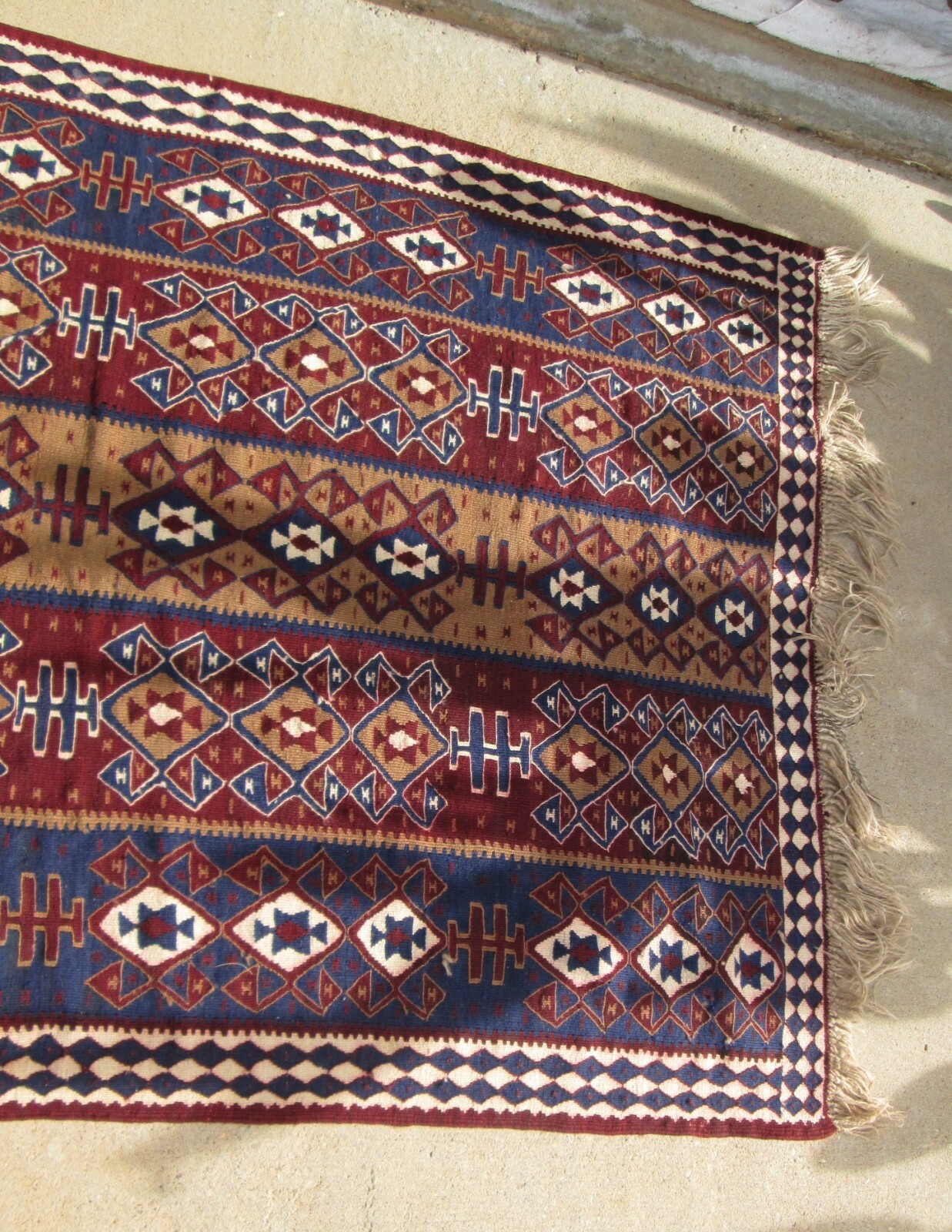 Wool Kilim Rug Flat Weave Red Blue Brown White Geometric Design 95 x 60 inches