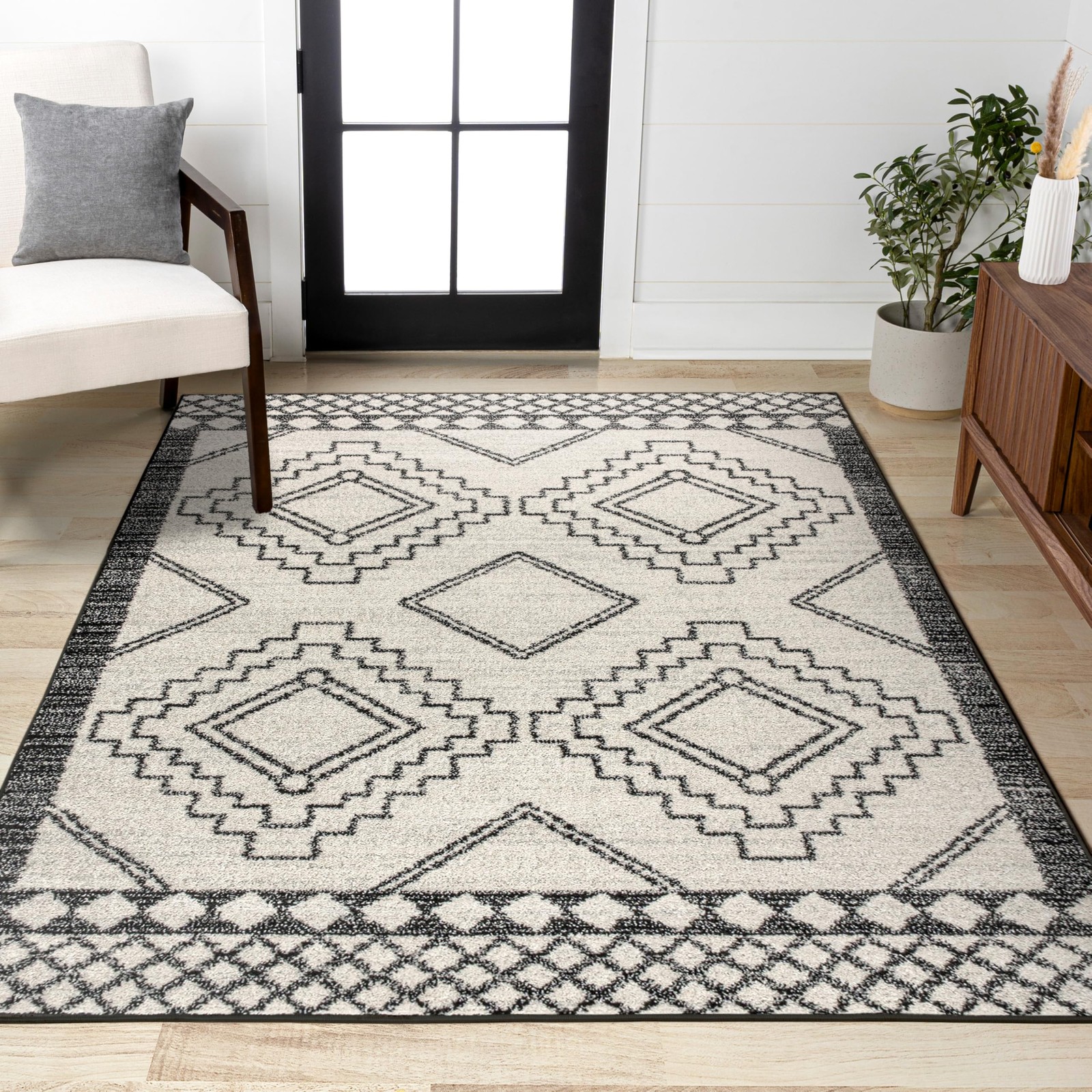 Pet Friendly Durable Cream and Black Rectangular Area Rug 5×7 Modern Moroccan…