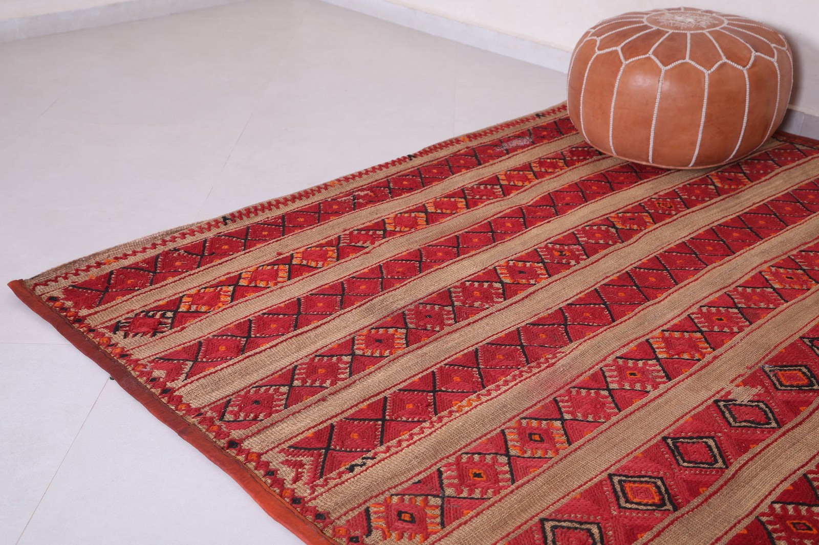 Vintage Moroccan Rug – 6.5 X 7.8 Feet | Handwoven Authentic Style