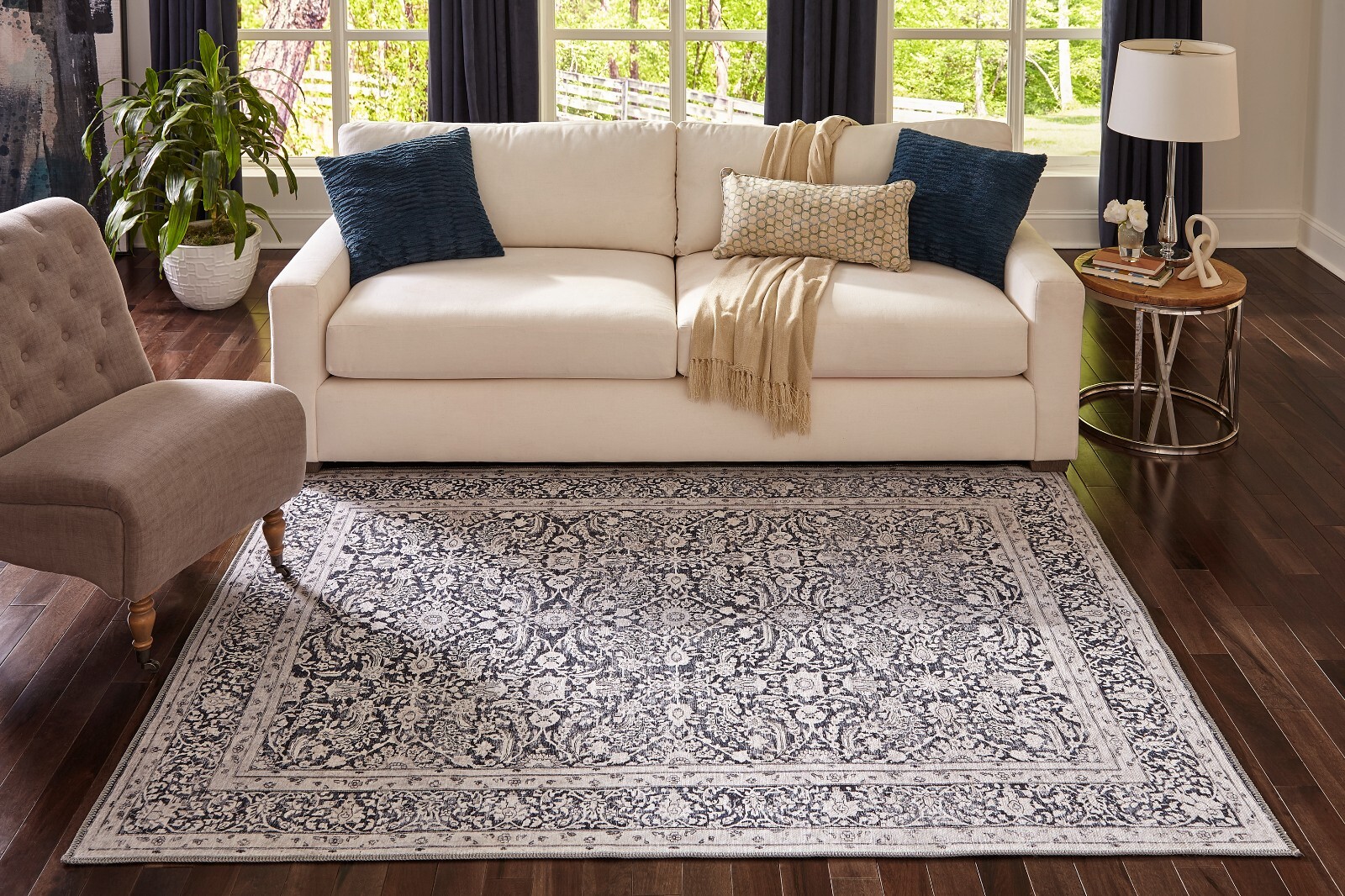 Momeni Traditional Design Polyester With No Backing Charcoal Rug 7’6″ X 9’6″