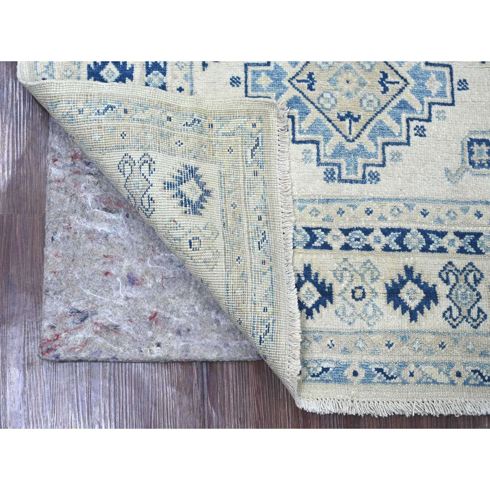 3’3″x4’8″ Ivory Vintage Look Kazak Geometric Medallions Hand Knotted Wool Rug