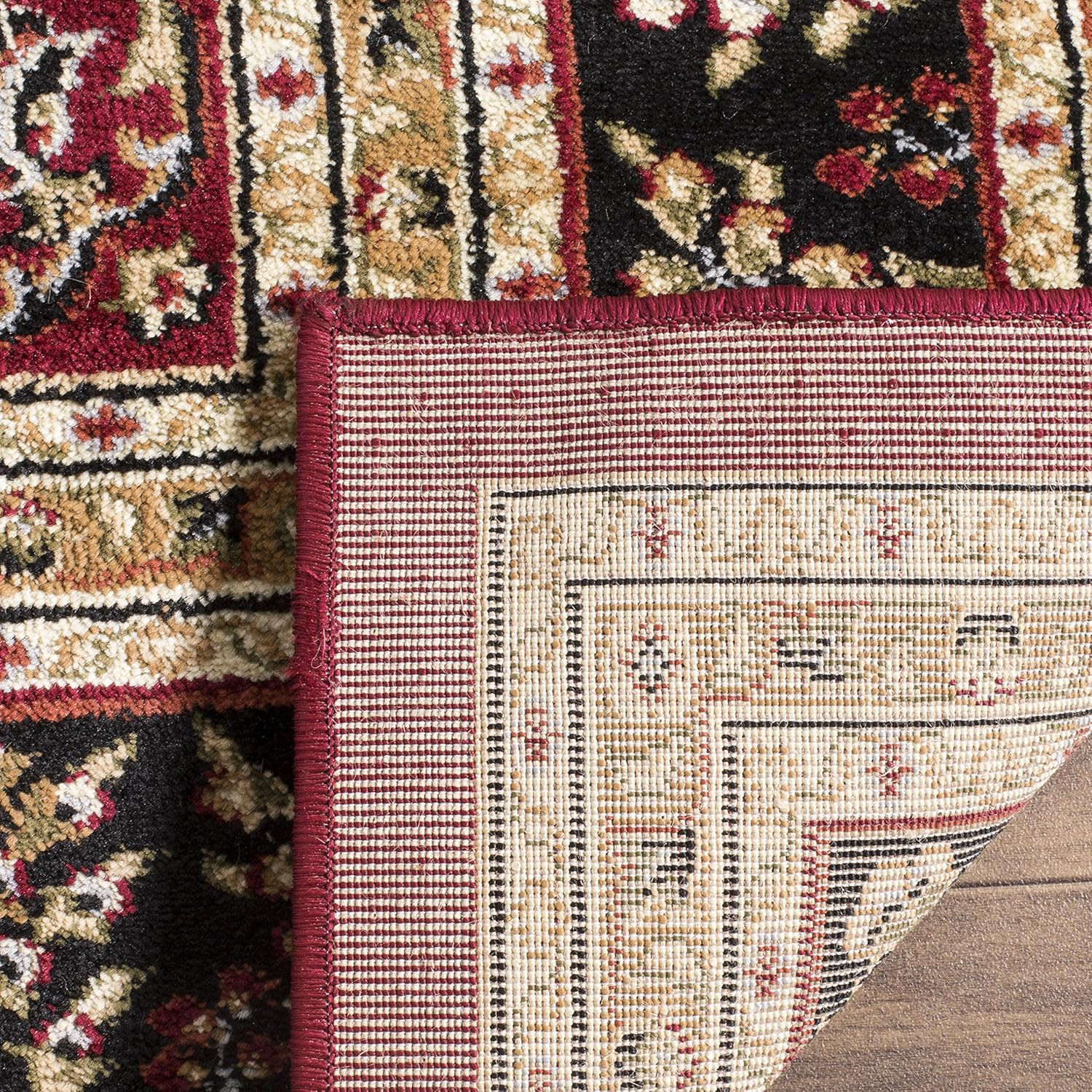 SAFAVIEH Lyndhurst Collection Area Rug – 2’3″ X 4′, Red & Black, Traditional Ori