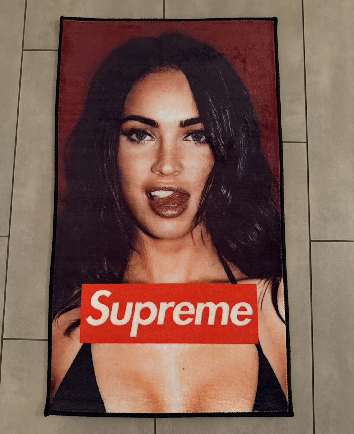 Megan Fox 20” x 32” mat Supreme Black/Red Non-Slip