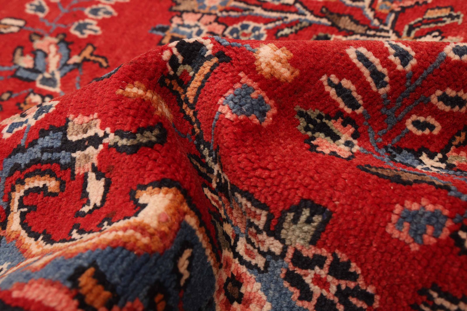 Vintage 8’4″ x 11’10” Traditional Hand Knotted Vegetable Dye Wool Area Rug