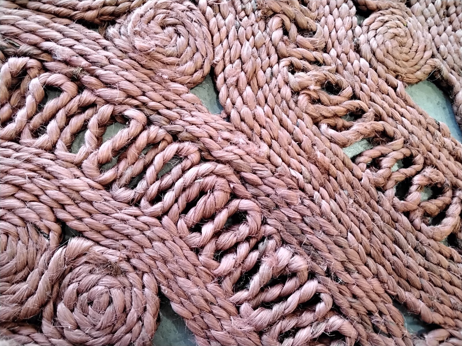 RUST 5′ X 5′ Round Loose Threads Rug, Reduced price 1172751969 NF360P-5R