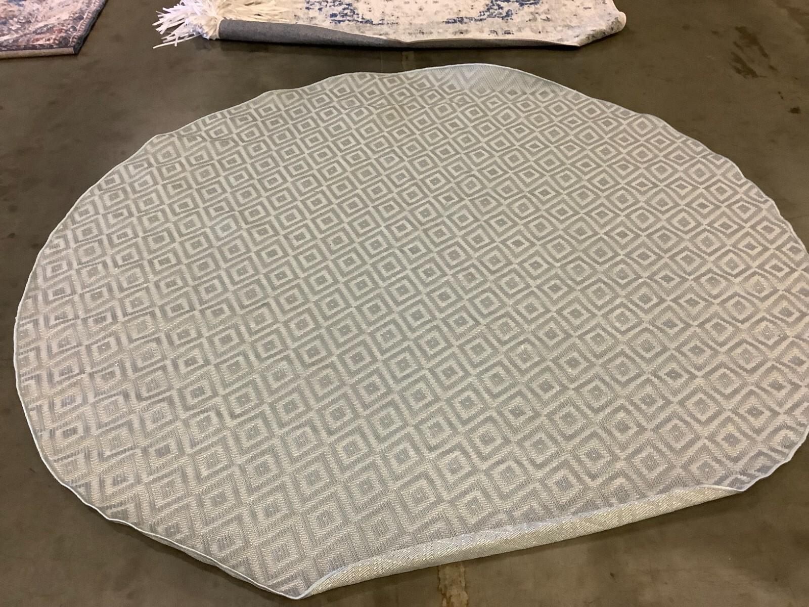 LIGHT BLUE /CREAM 8′ X 8′ Round Flaw in Rug, Reduced Price 1172663760 BMU814A-8R