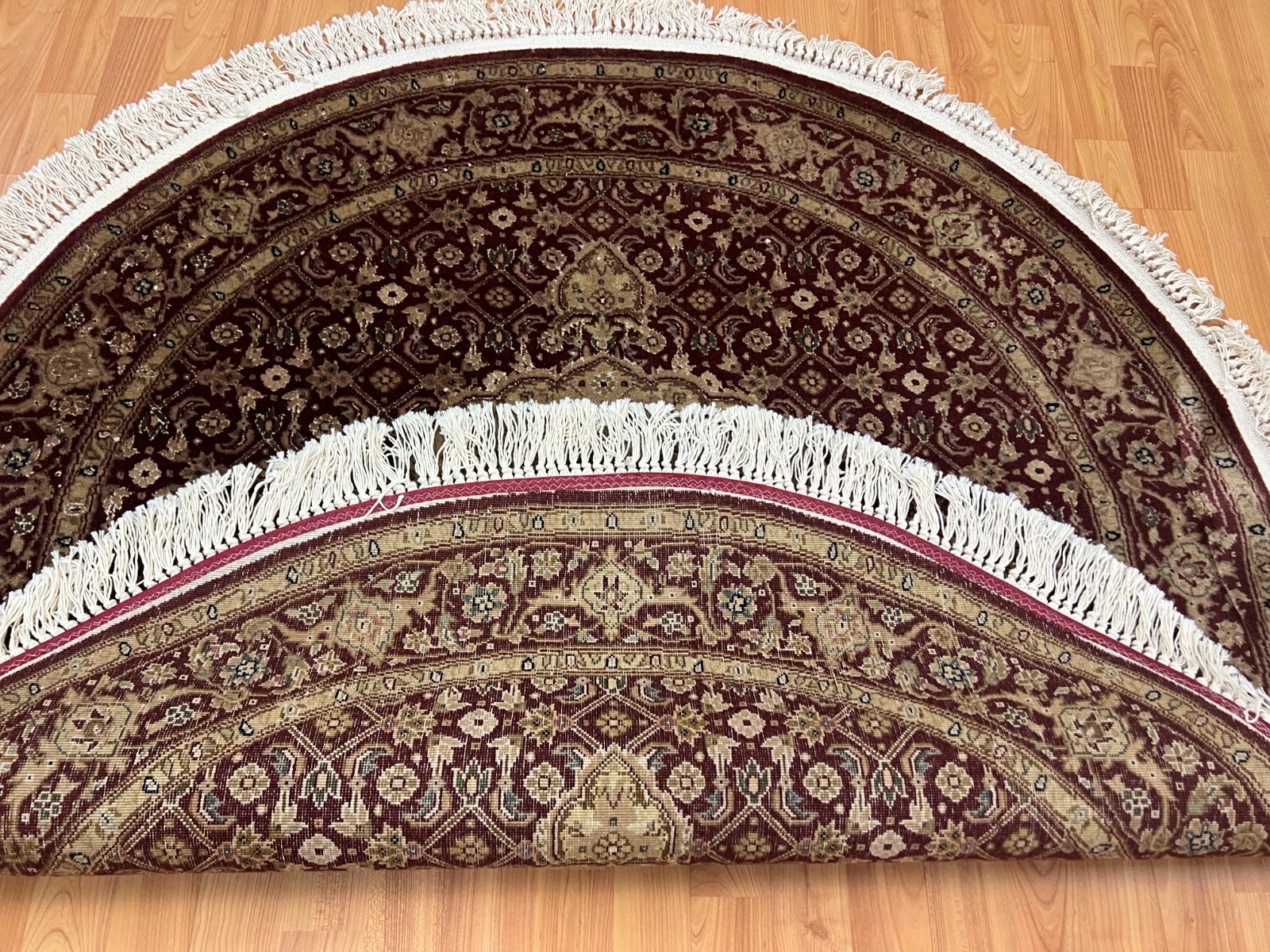 4’7″ x 4’7″ Round Sino Chinese Oriental Rug – Hand Made – Wool & Silk