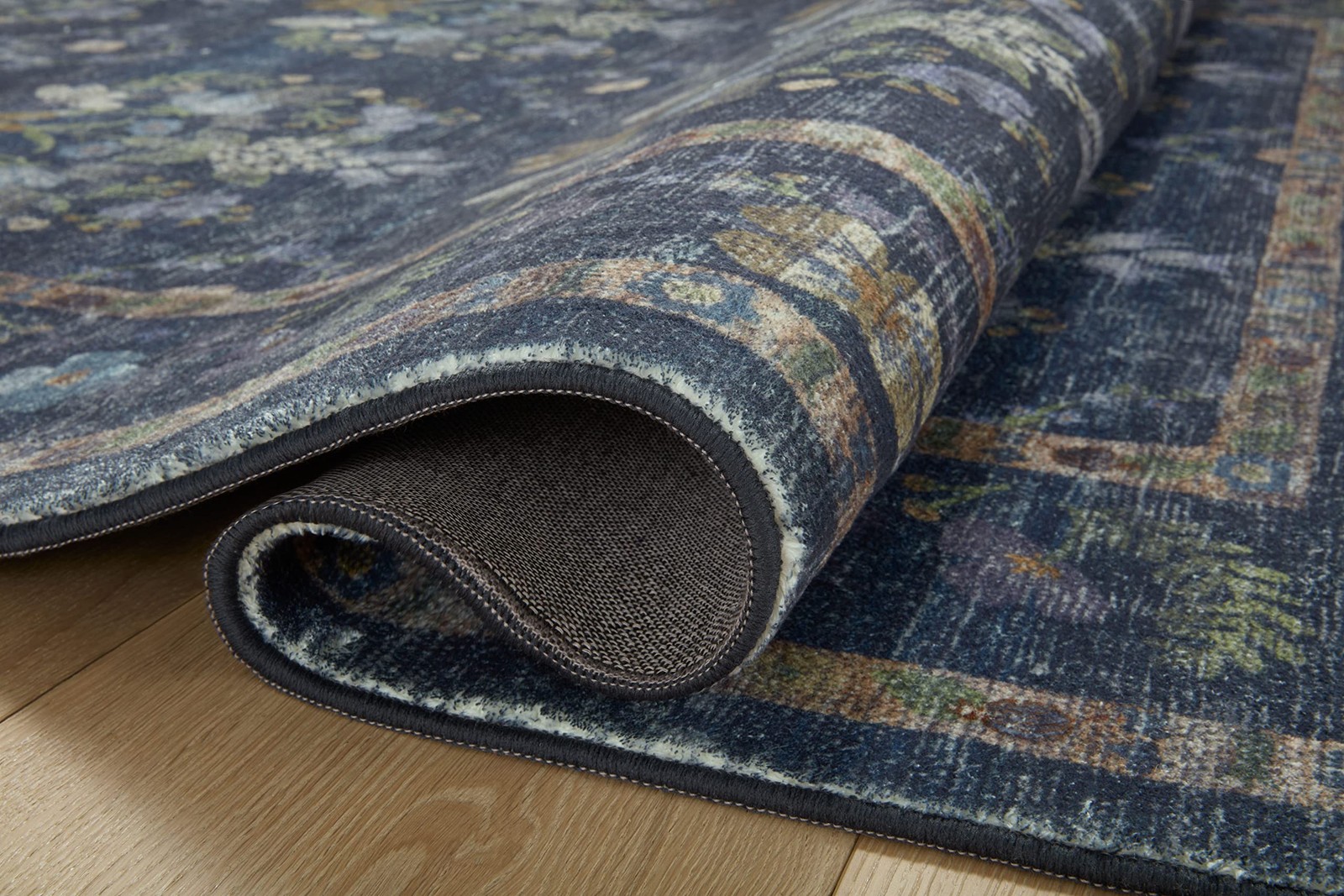 Co. Courtyard Collection COU-04 Navy 2′-3″ x 3′-9″ Oval Accent Rug feat. Clou…