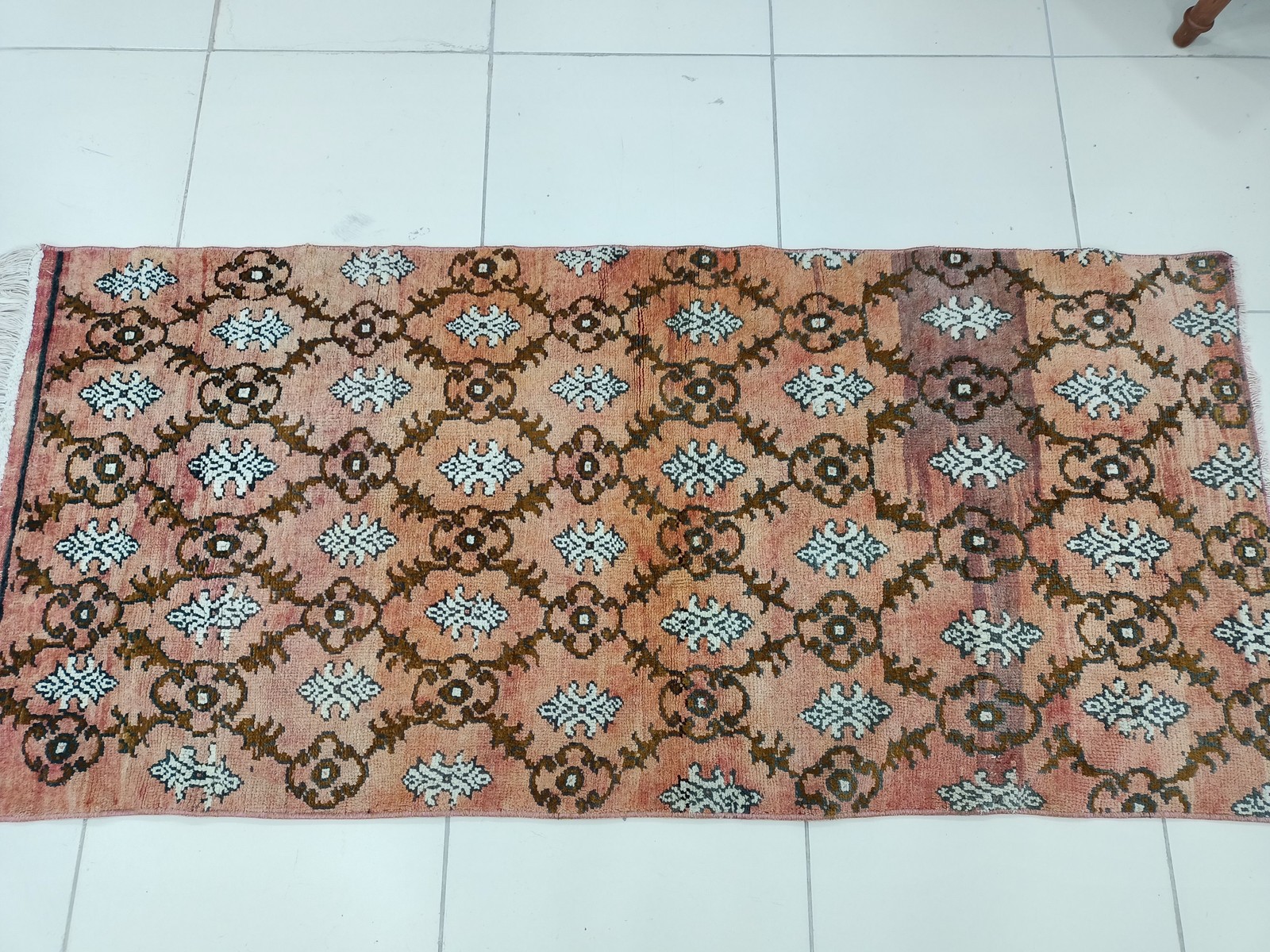 Turkish Vintage Rug Pink Aztec Wool Handknotted 2.6×5.8 Feet VT611
