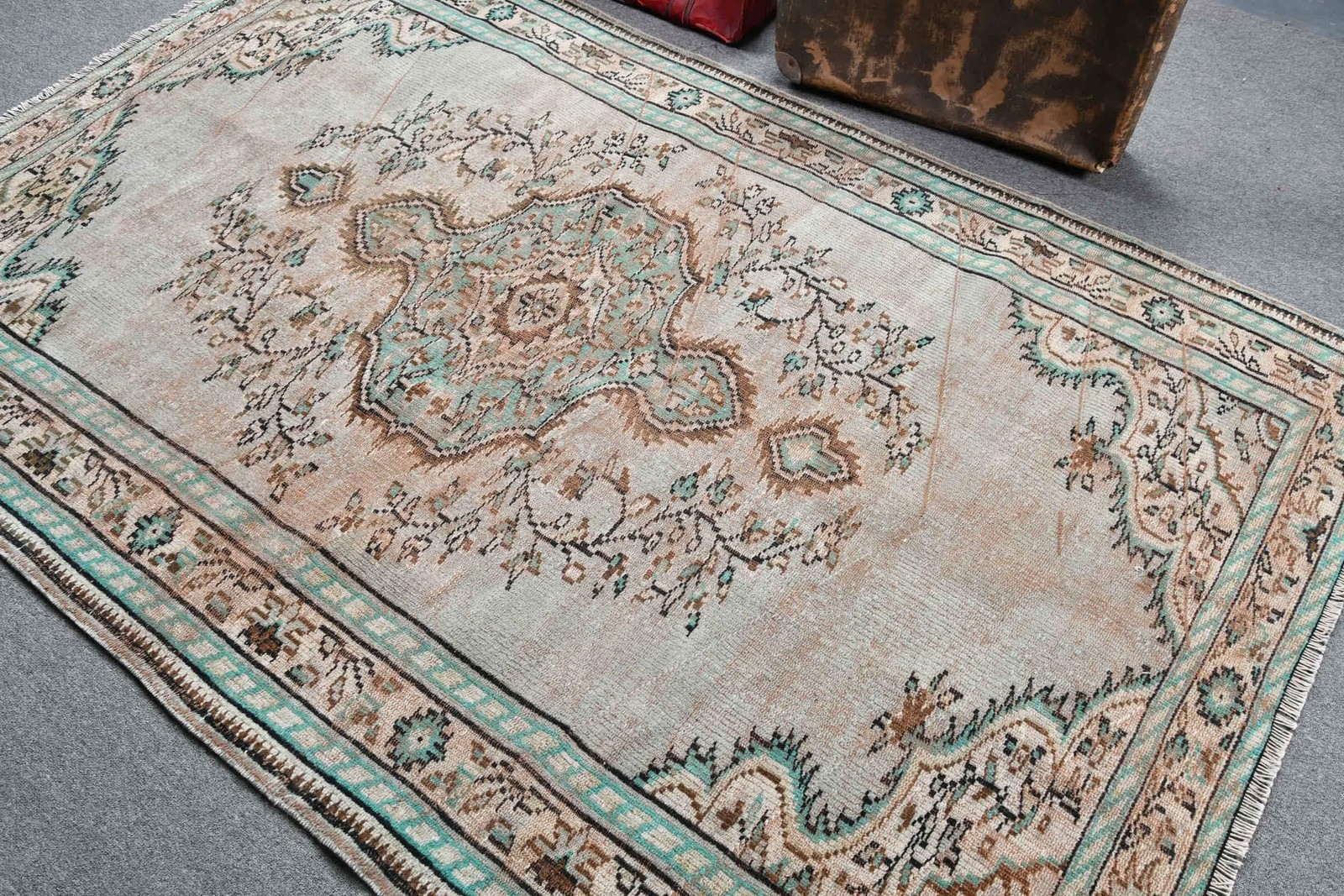 Vintage Turkish Rug 5,4×8,1 ft, Blue Large Moroccan Wool Rug