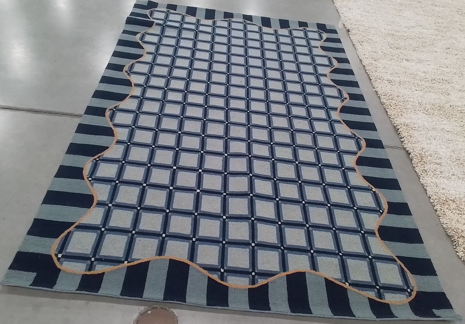 BLUE 5′-3″ x 8′-3″ Back Stain Rug, Reduced Price 1172763482 HK67B-5
