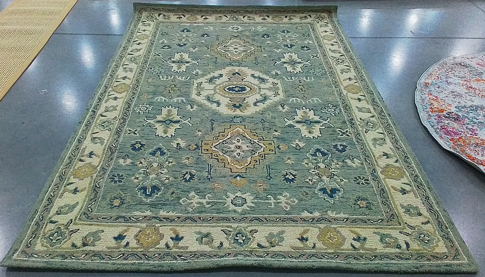 MOSS / IVORY 6′-0″ x 9′-0″ Flaw in Rug, Reduced Price 1172791147 APN601W-6