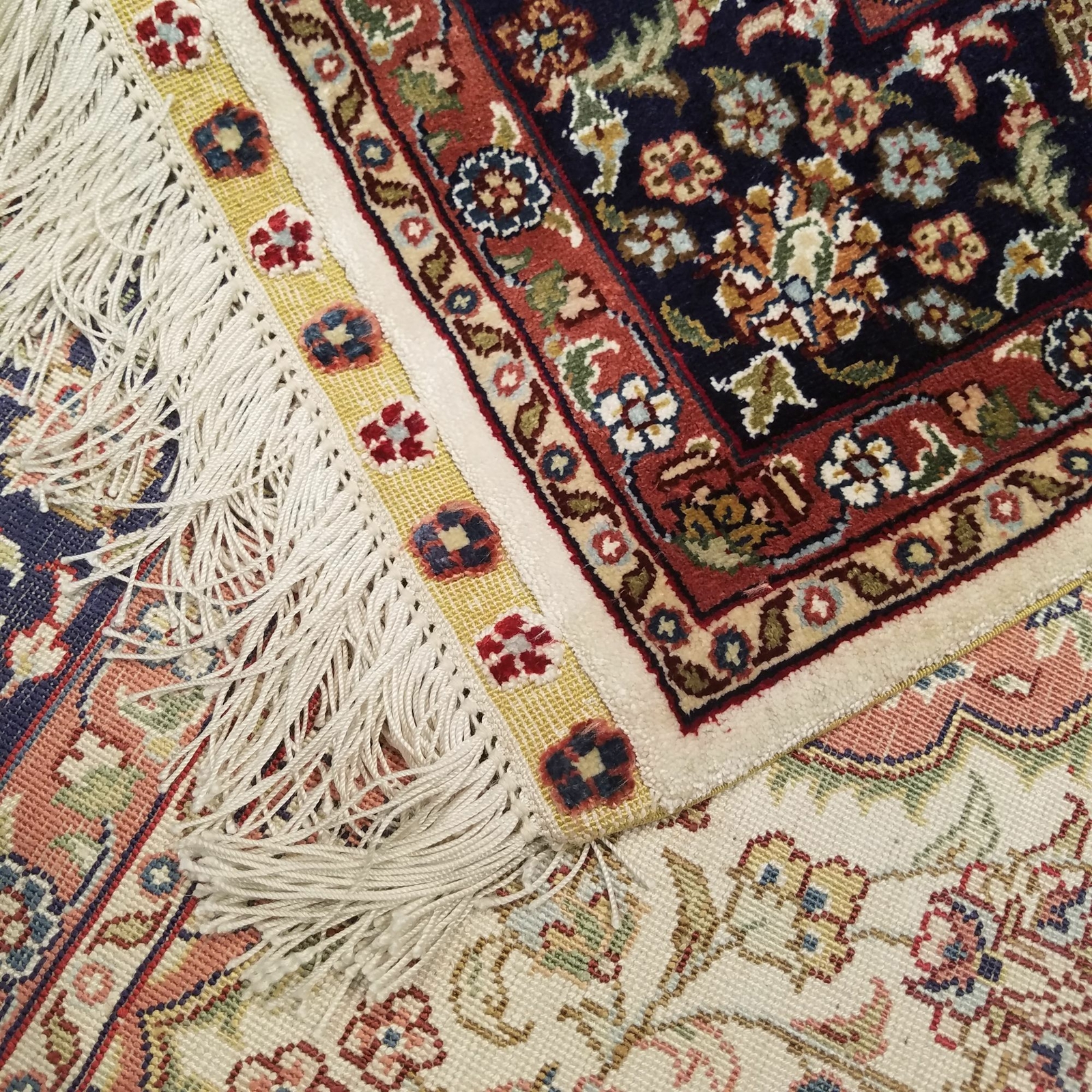 3’0″ x 5’0″ Silk Chinese Hereke Rug