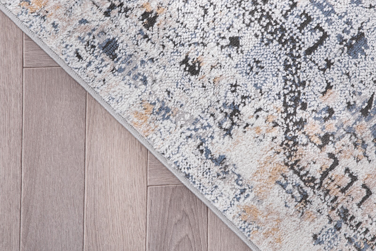 L’Baiet Anna Grey Oriental 5 ft. x 7 ft. Area Rug