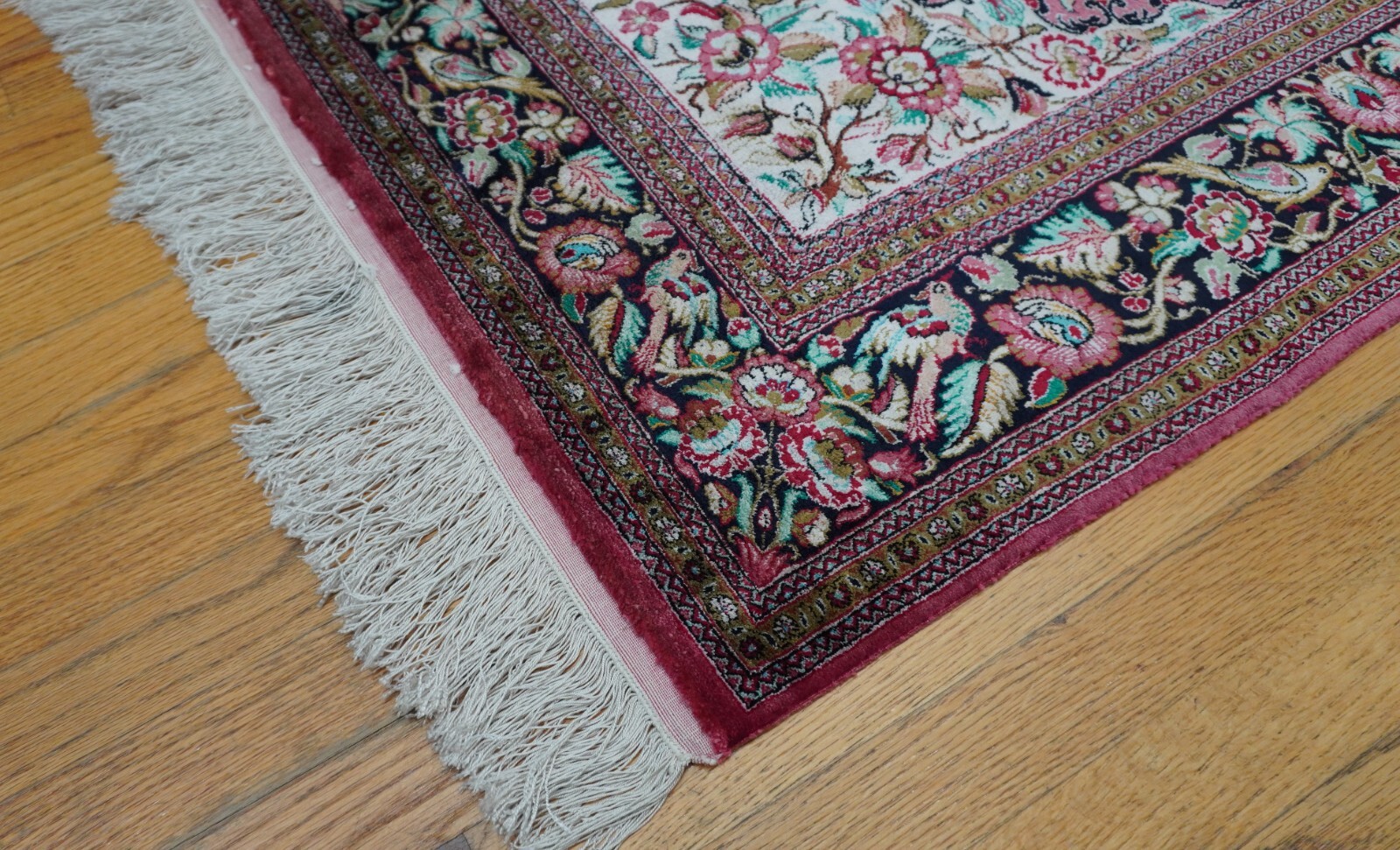 Stunning Pure Silk Hand Knotted Birds Flowers Oriental Rug 3’6″ x 5’3″ Excellent
