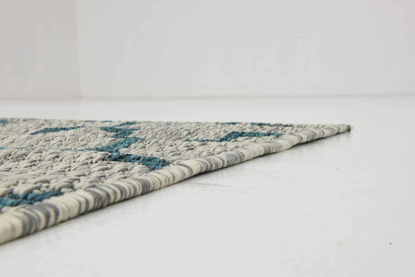 Unique Loom Outdoor Trellis Collection Area Rug 2 X 6 1 Runner Gray/ Ivory