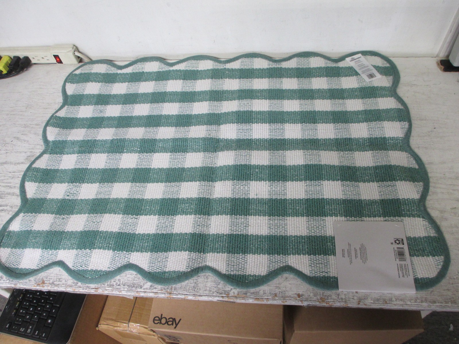 Indoor/Outdoor Layering Rug 24”x36”Green and White Checkered, Skid-Resistant