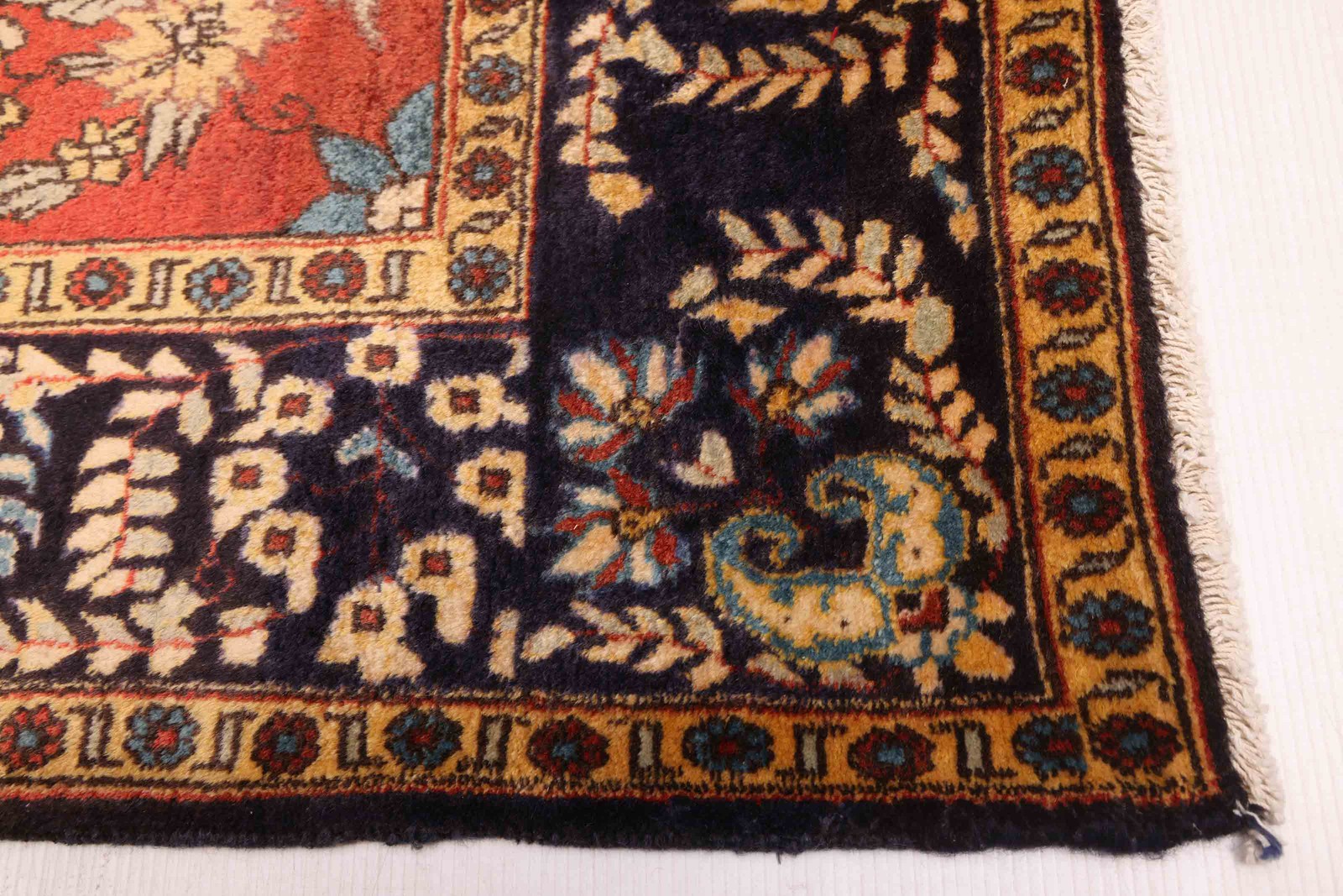 Traditional Vintage Hand-Knotted Area Rug 4’8″ x 7’9″ Oriental Wool Carpet