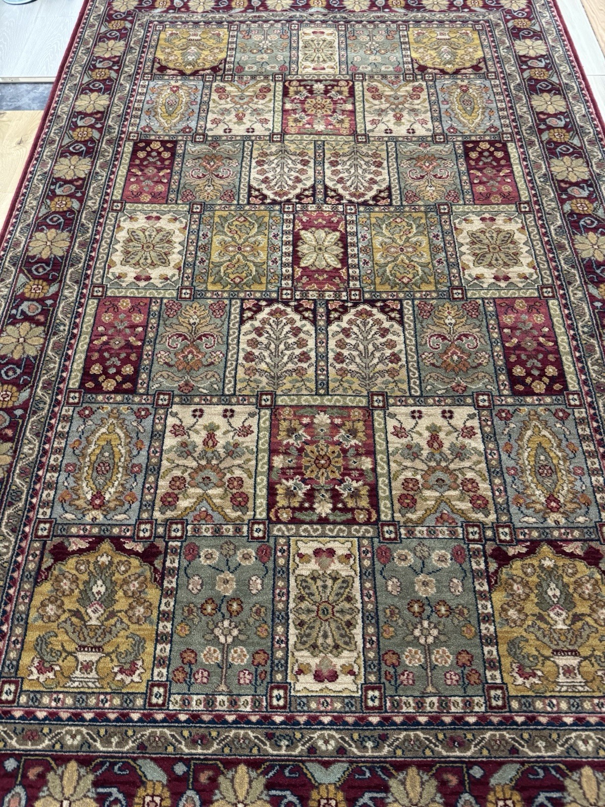 Karastan Antique Legends Collection Bakhtiyari 5’9×9′ 100% Wool area rug ::NEW::