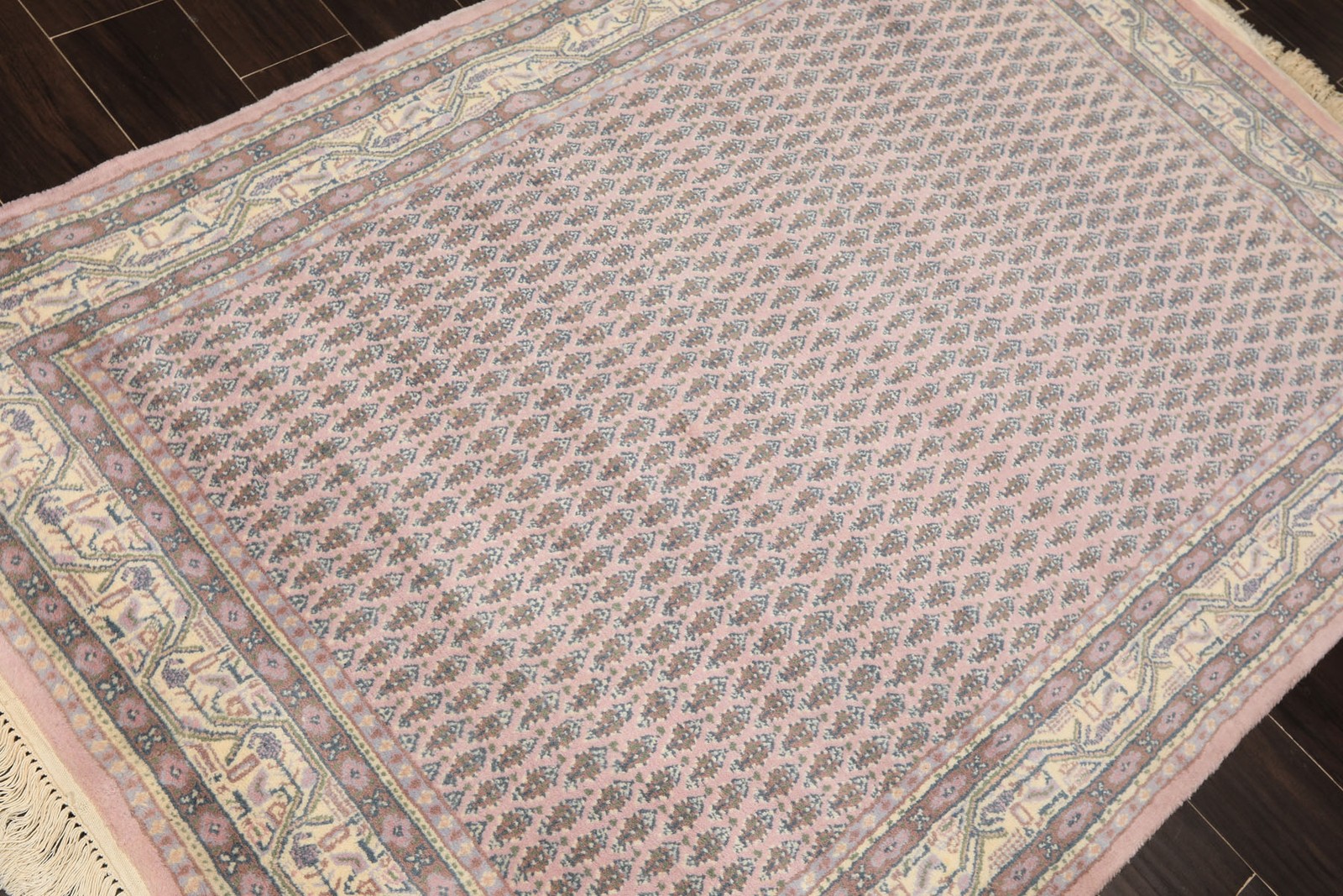 4×5’10” Hand Knotted Wool Lilac, Ivory Traditional Boteh Paisley Rug