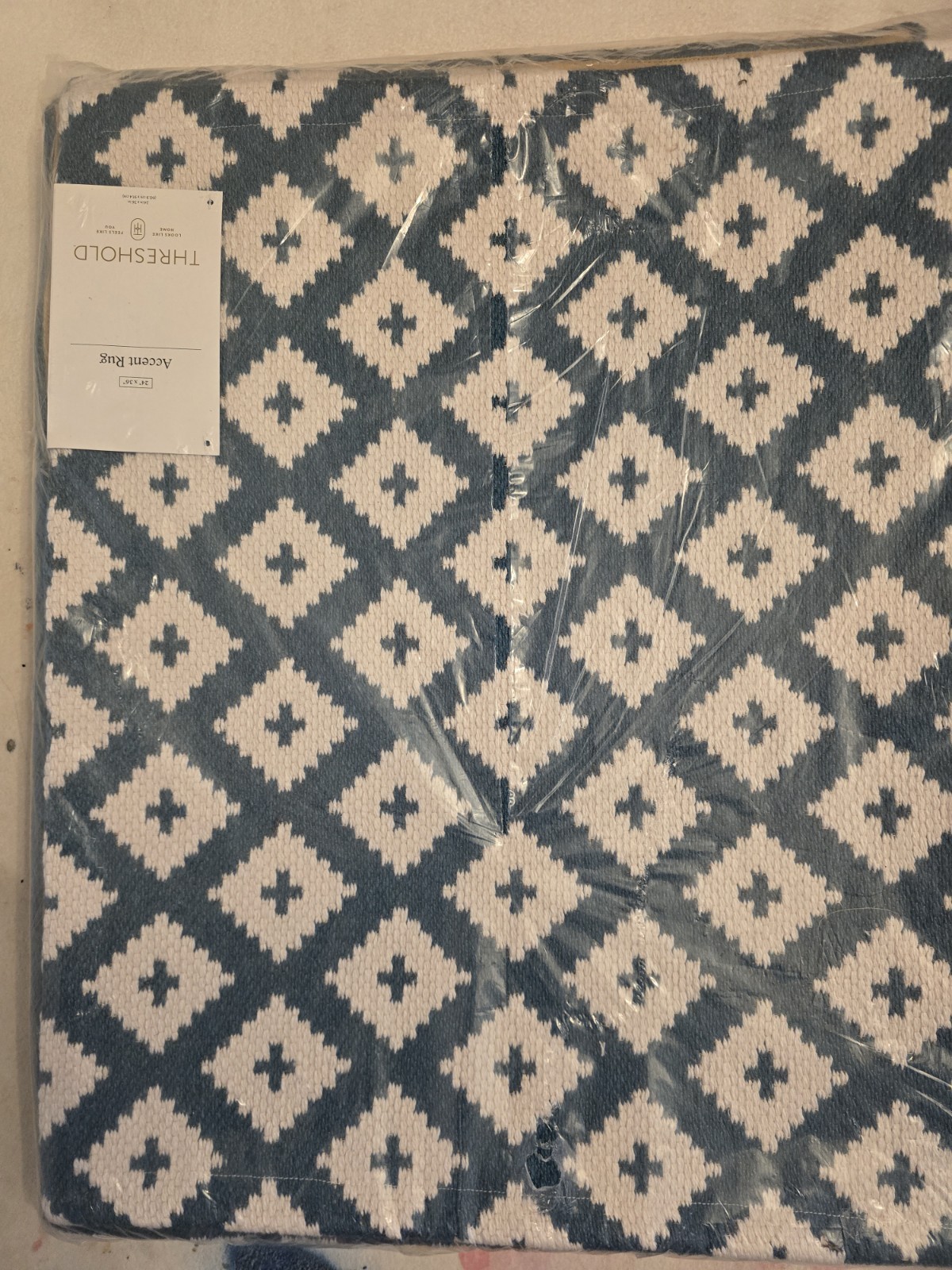 Accent Rug, Threshold. 3pcs 24*36