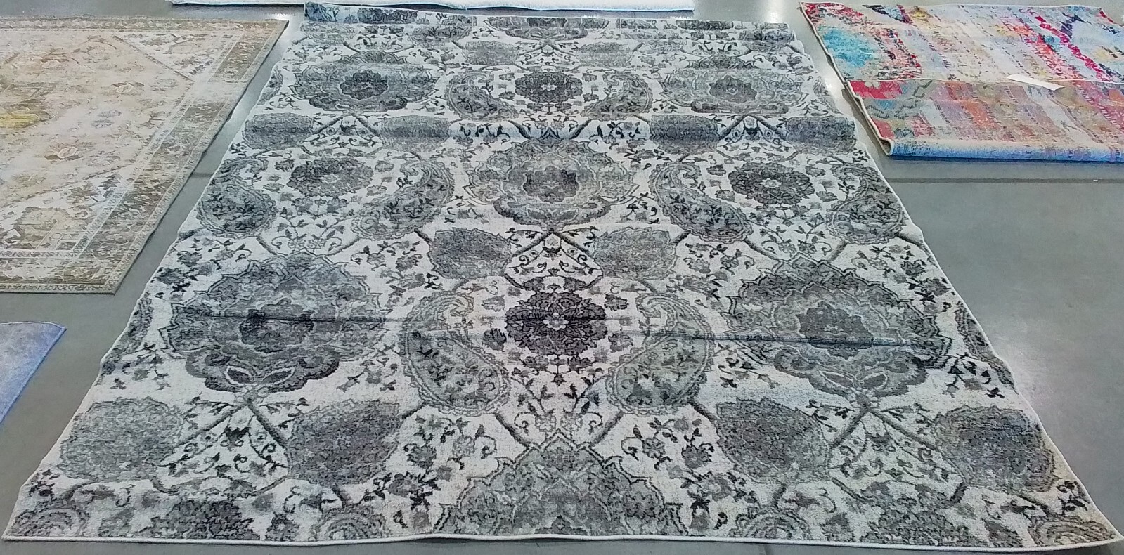 CREAM / SILVER 8′-0″ x 10′-0″ Back Stain Rug, Reduced Price 1172770507 MAD600D-8