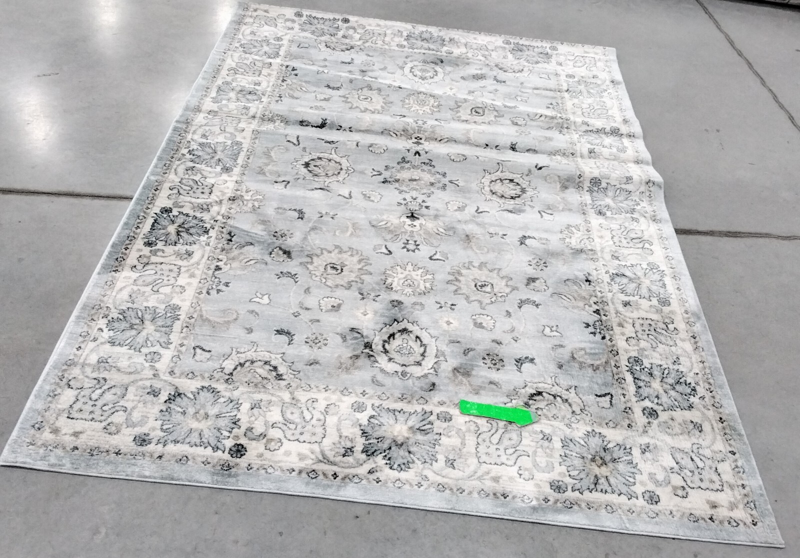 LIGHT BLUE / CREAM 5′-3″ X 7′-6″ Spot on Rug, Reduced Price 1172750396 ISA940M-5