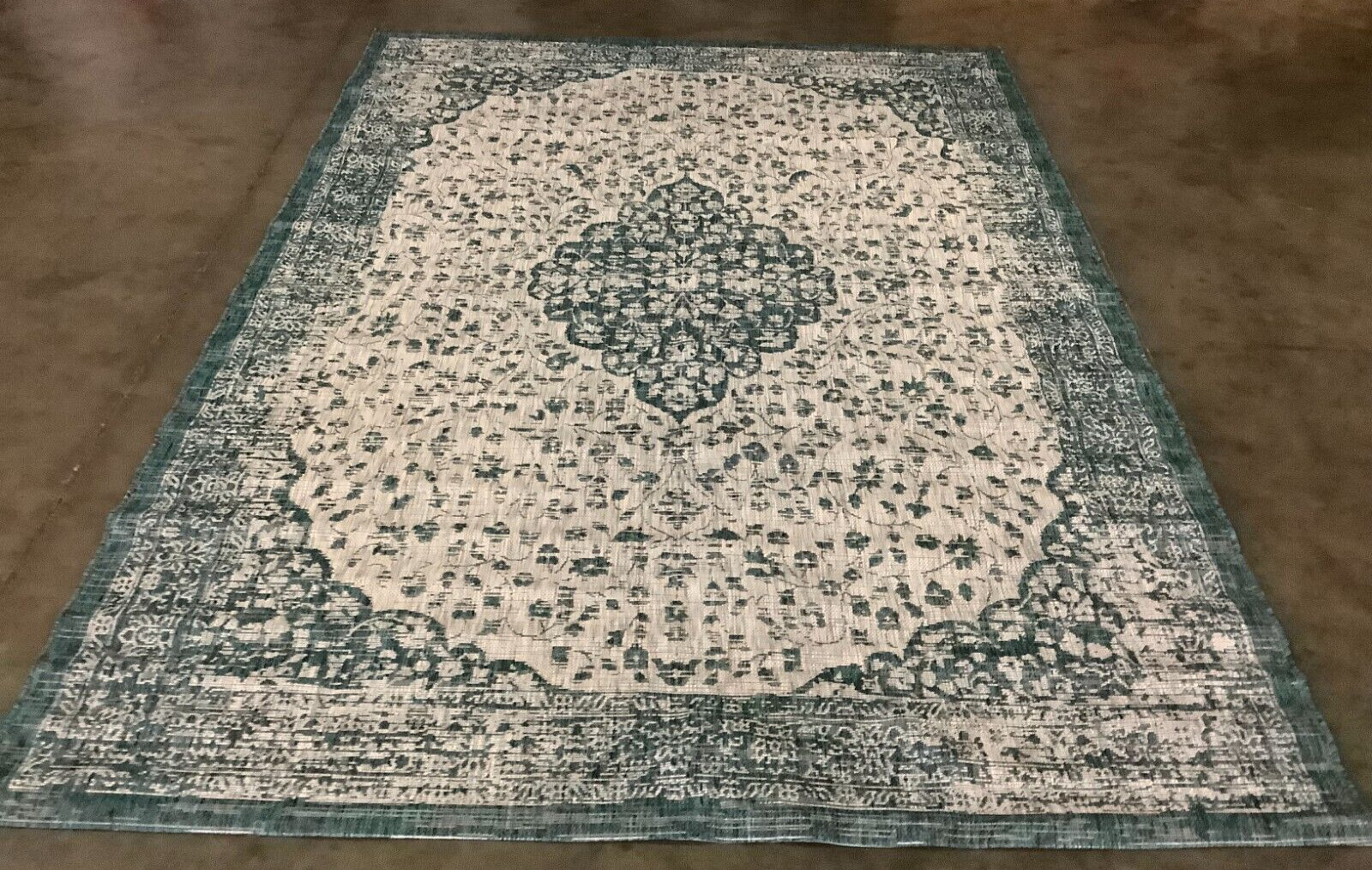 TEAL / CREAM 6′-7″ X 9′-6″ Flaw in Rug, Reduced Price 1172664105 CY8720-372-6