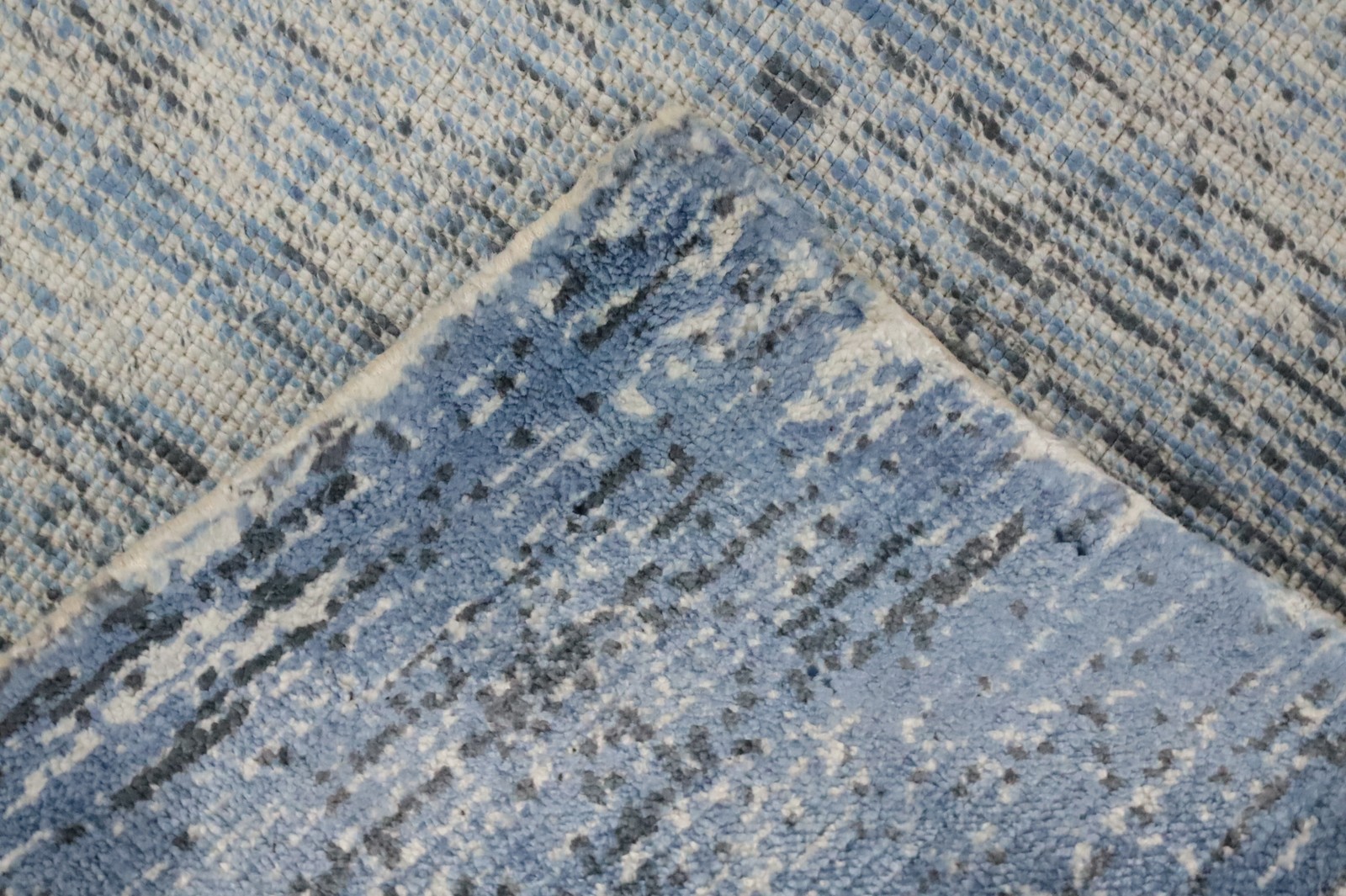 Luxurious Distressed Look Abstract Rug Blues Contemporary Handmade Carpet 6×8