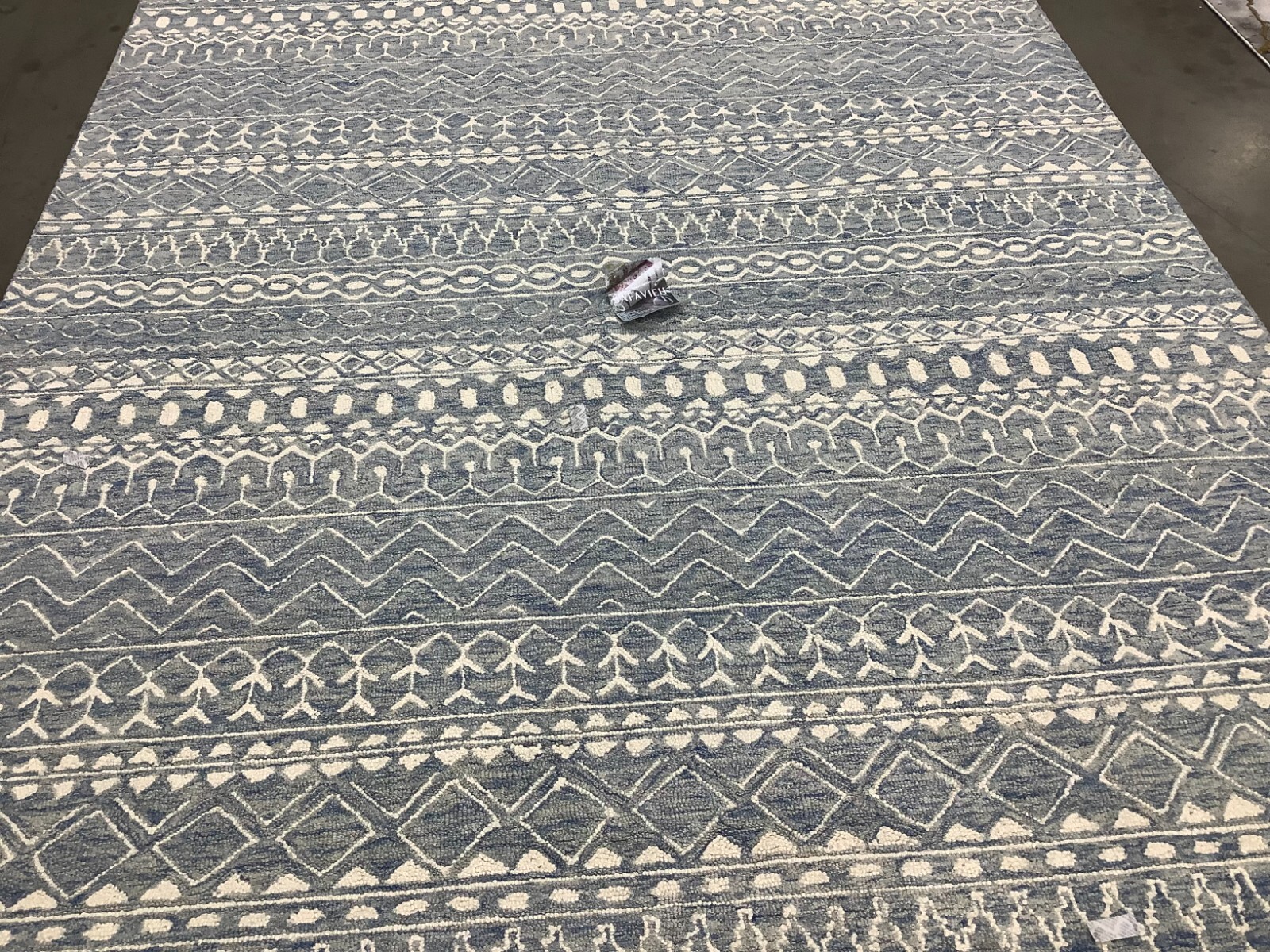BLUE / IVORY 8′-0″ x 10′-0″ Flaw in Rug, Reduced Price 1172679533 MLP502M-8