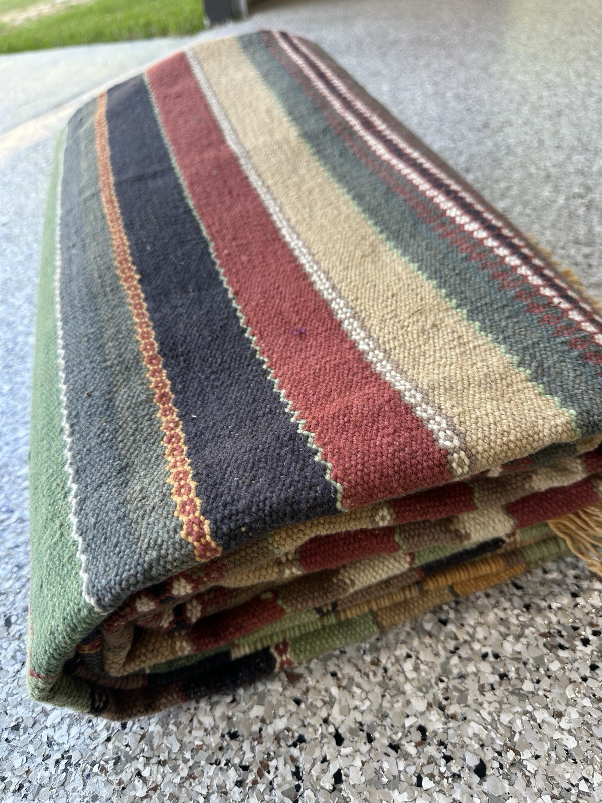 Pier One 5×8 Rug Southwestern Striped Colorful Red Tan Green Black NEW w/o Tag