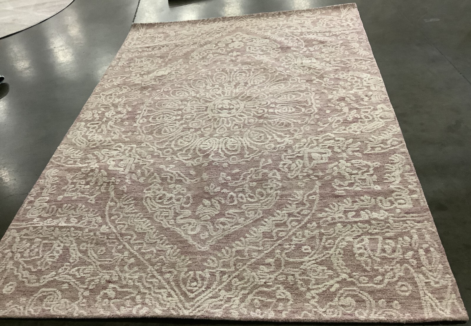 PINK / IVORY 6′-0″ x 9′-0″ Flaw in Rug, Reduced Price 1172669810 MET993U-6