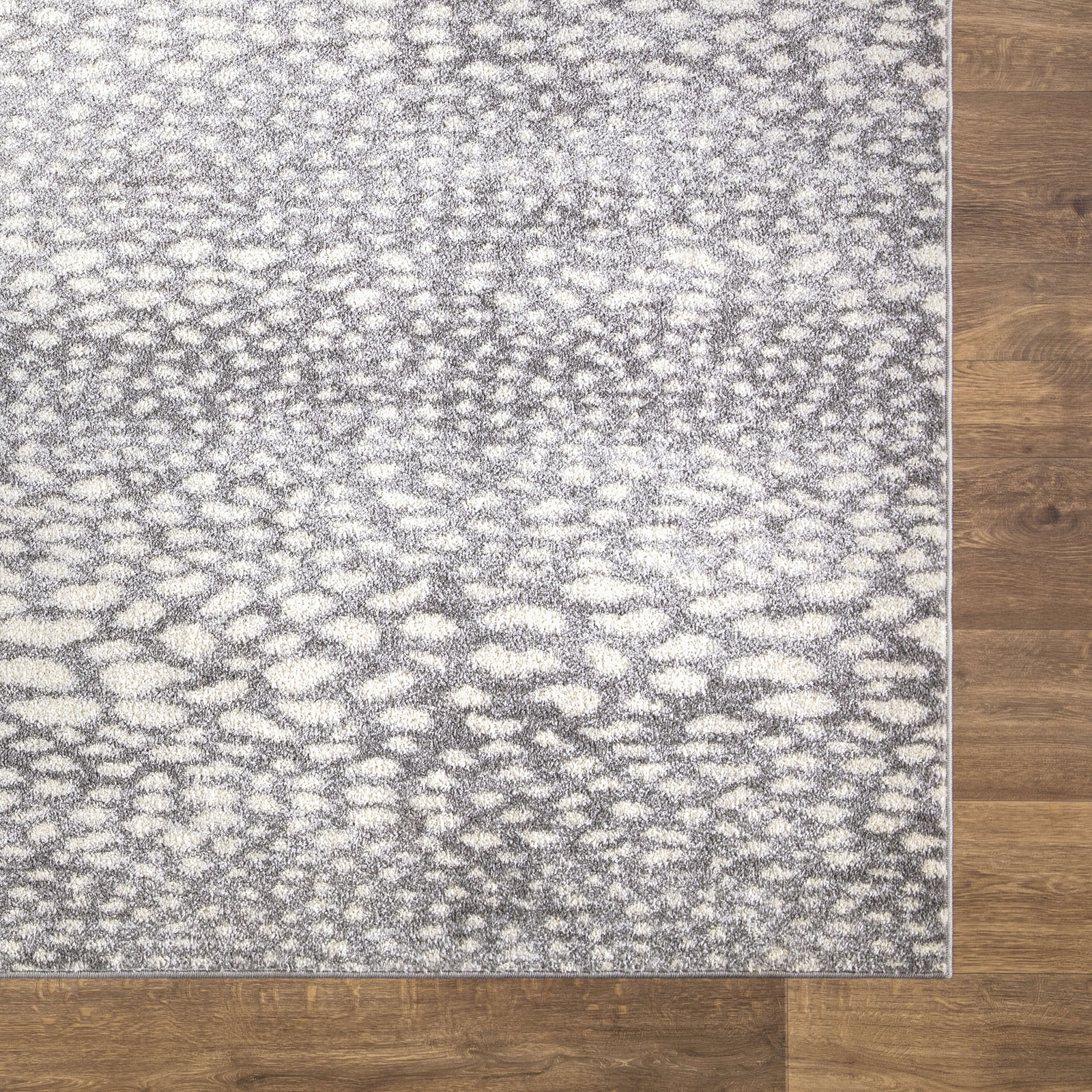Modern Animal Print Antelope Grey Indoor Area Rug Kid Pet Friendly Polypropylene
