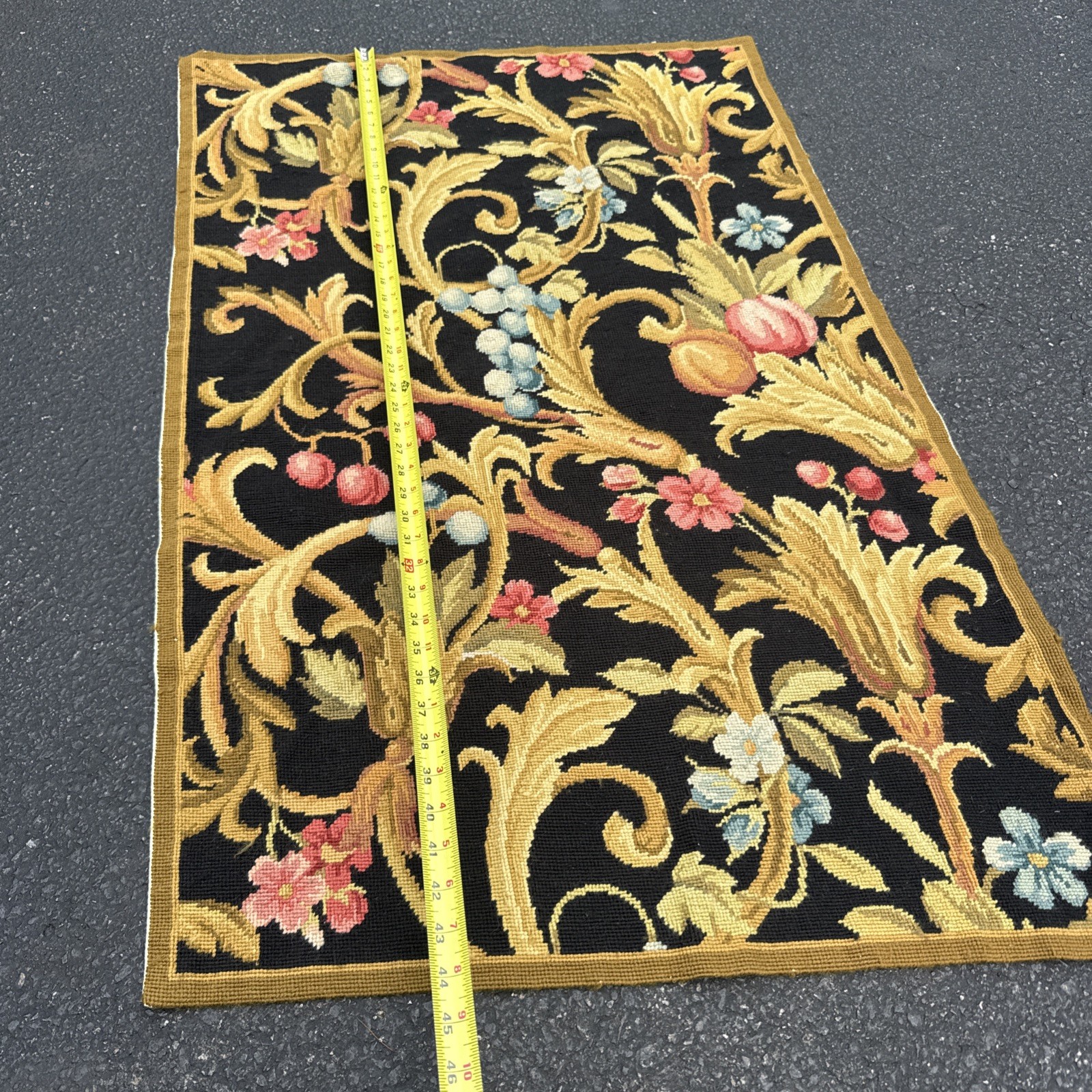 Needlepoint Black Hand-Woven 44″ X 27″ All-Over Floral English Garden Rug WARPED