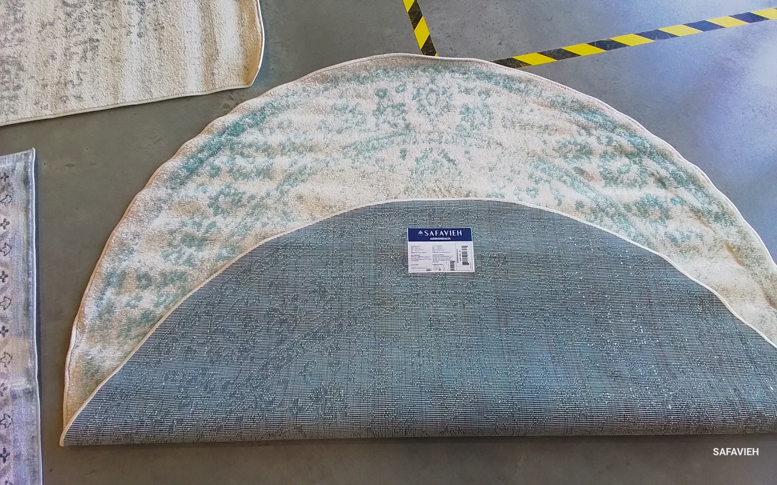 IVORY / LIGHT BLUE 6′-0″ x 6′-0″ Flaw in Rug Reduced Price 1172777168 ADR109L-6R