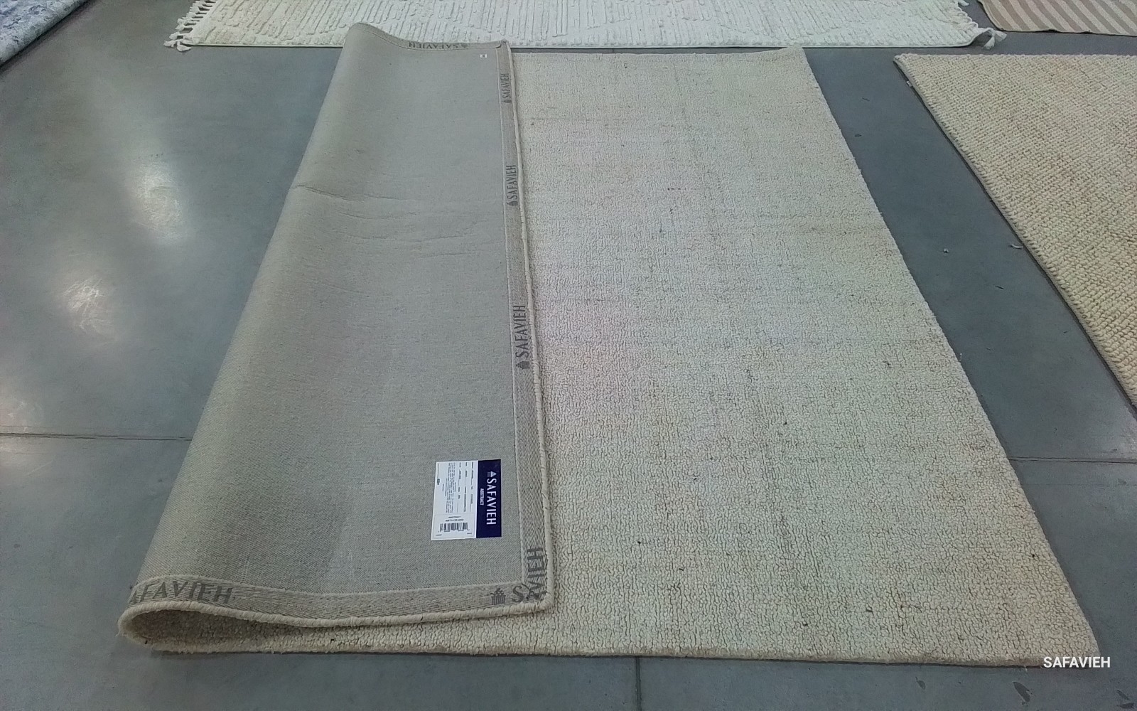 IVORY / BEIGE 8′-0″ x 8′-0″ Spot on Rug, Reduced Price 1172778816 ABT141D-8SQ