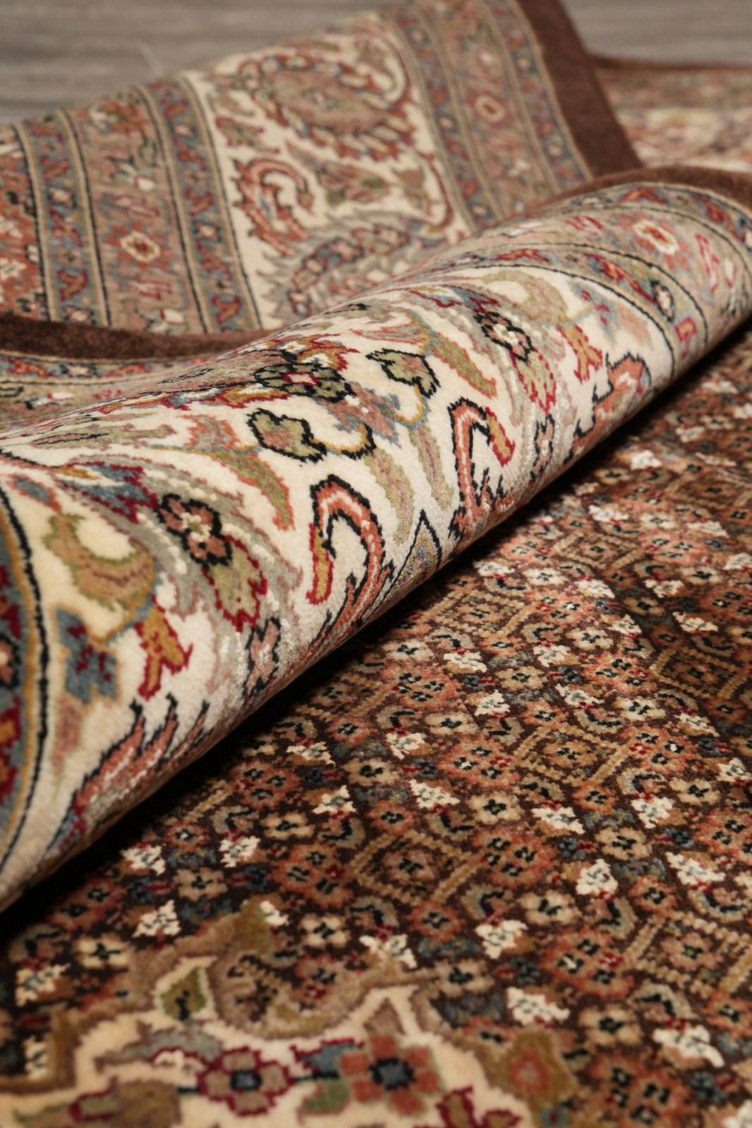 8 x 10 Dark Chocolate Brown Quality Area Rug Tabriiz Mahii Wool and Silk #F-4460