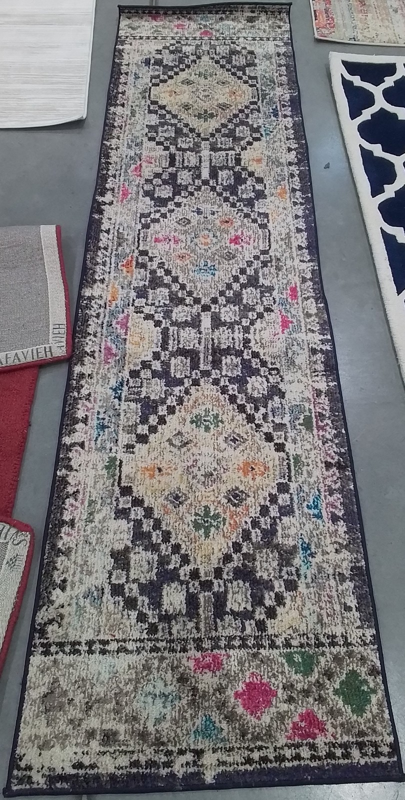IVORY / MULTI 2′-2″ x 8′-0″ Flaw in Rug, Reduced Price 1172808751 MNC229A-28