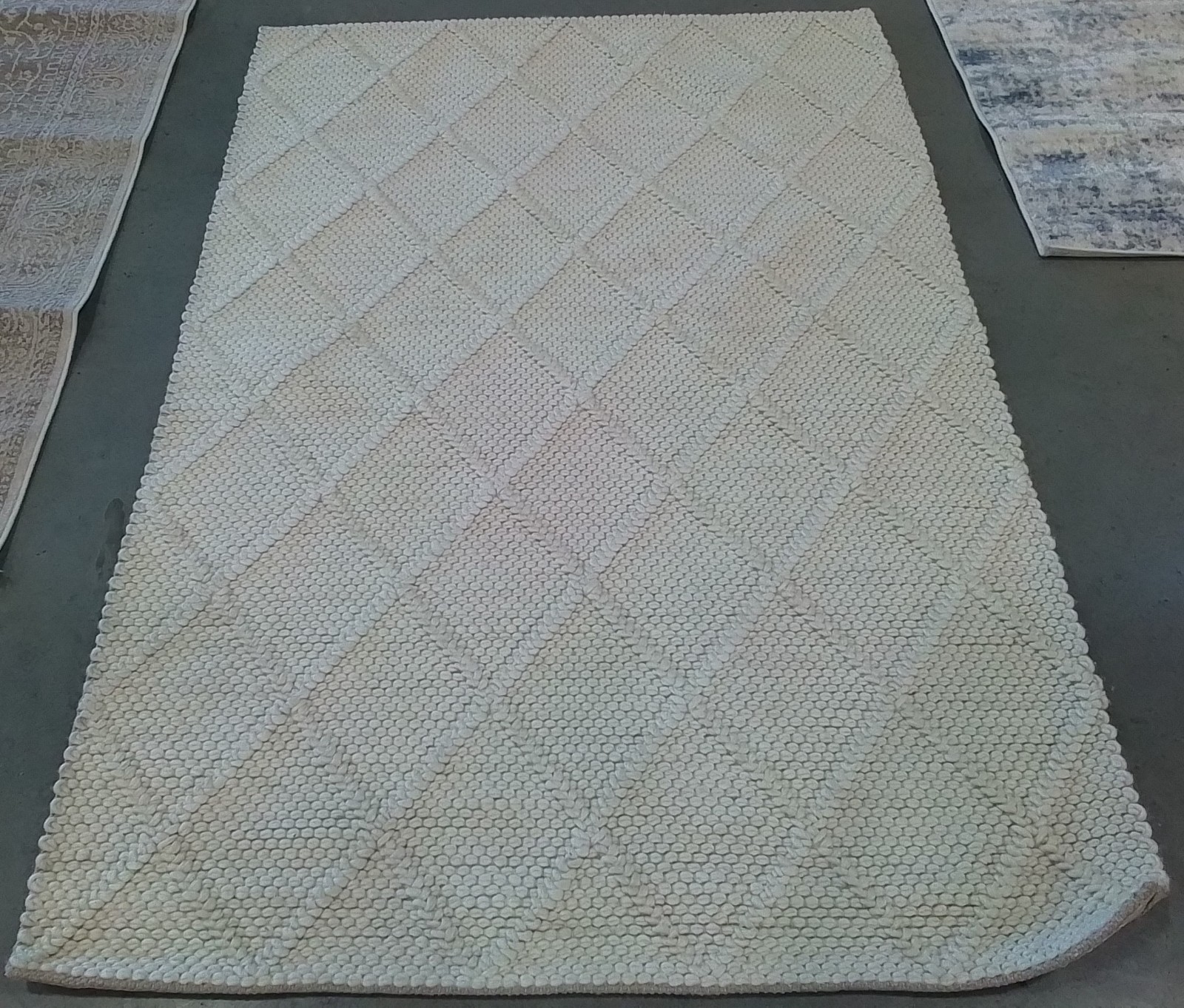 IVORY / IVORY 4′-0″ x 6′-0″ Back Stain Rug, Reduced Price 1172778870 NAT310A-4
