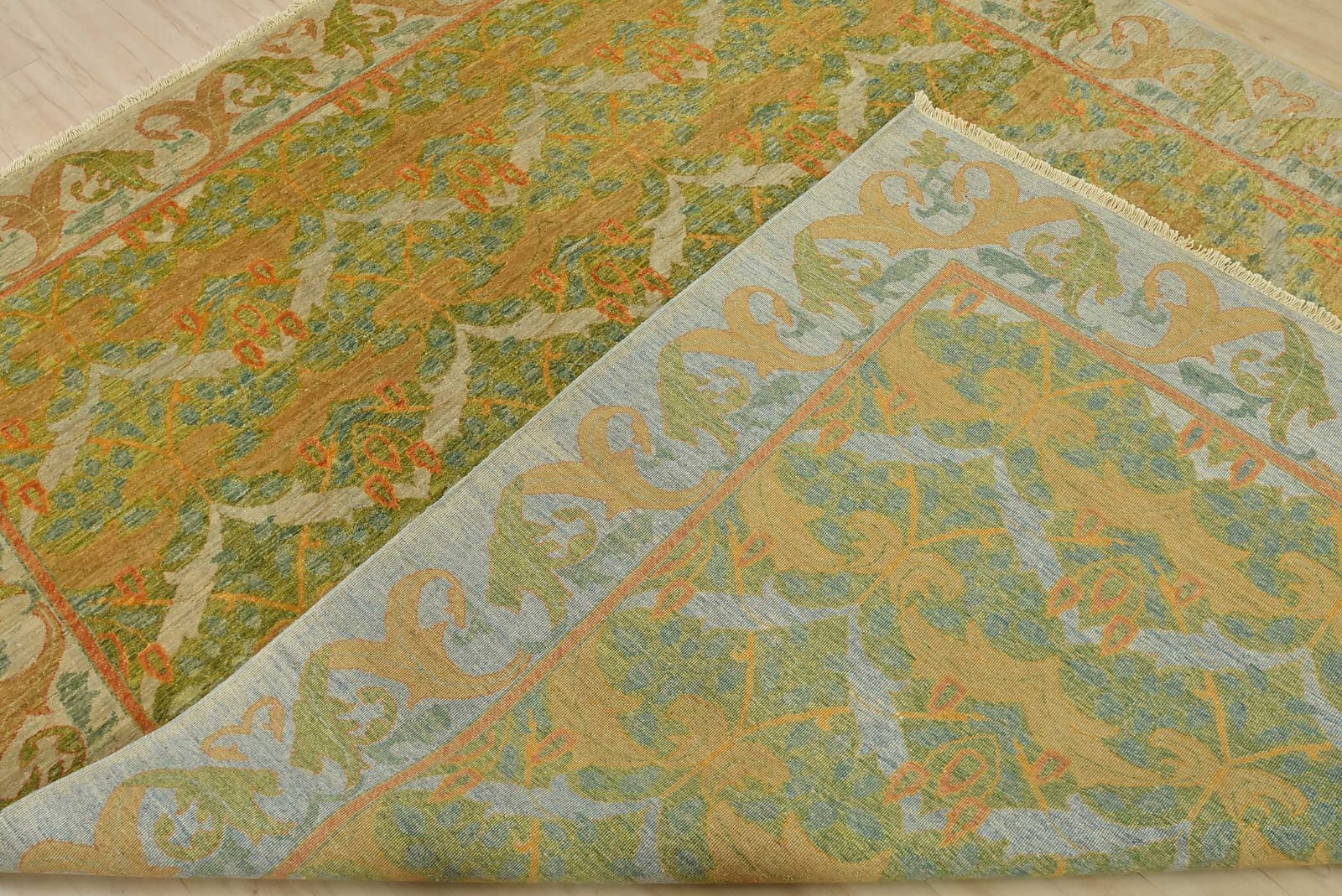 Ziegler Rug 8’2” x 10’1” Green Wool Traditional Hand-Knotted Oriental Carpet