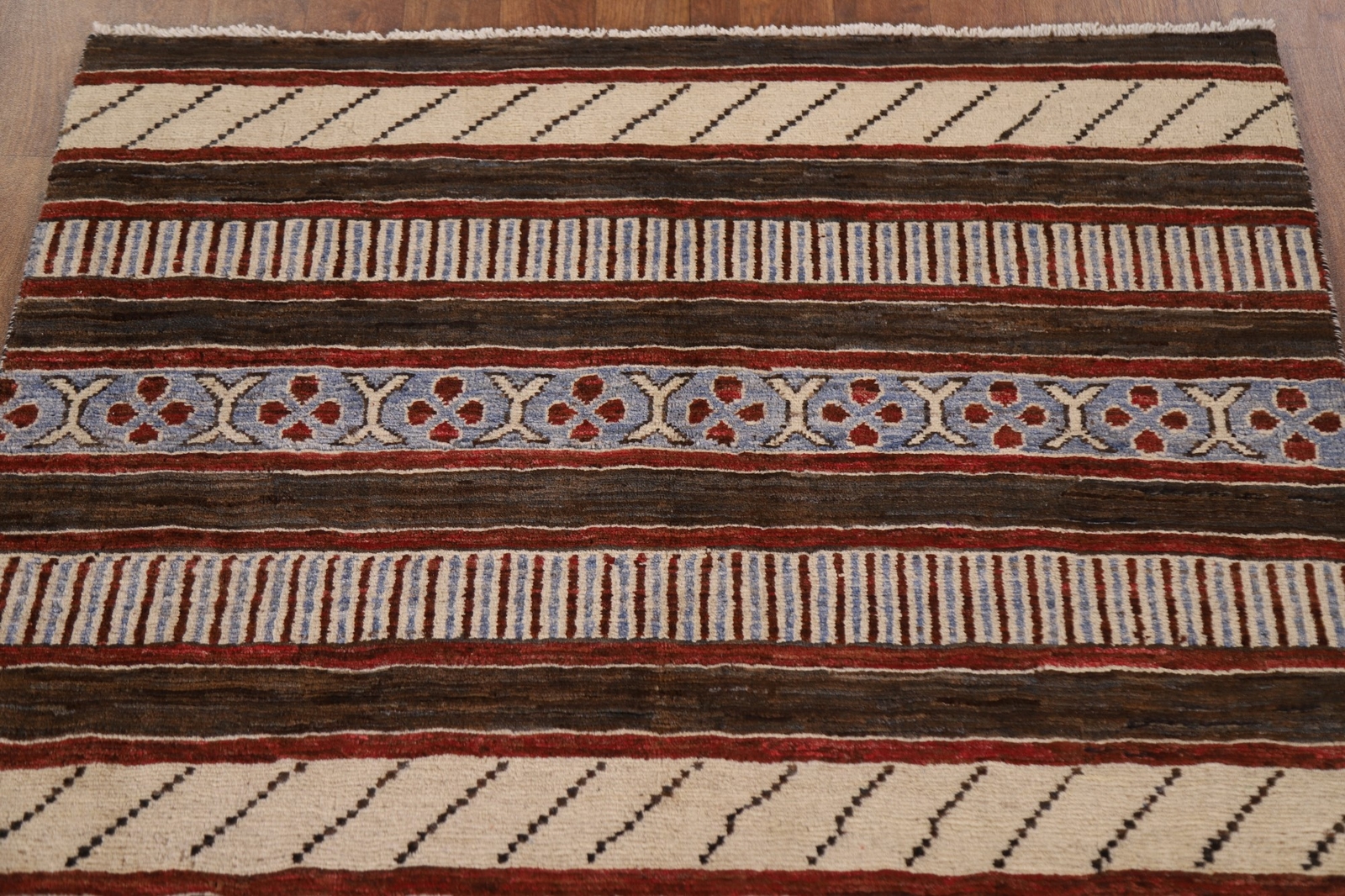 Classic Gabbeh Kashkoli Wool Modern Accent Rug – Timeless Beauty 3×5 ft