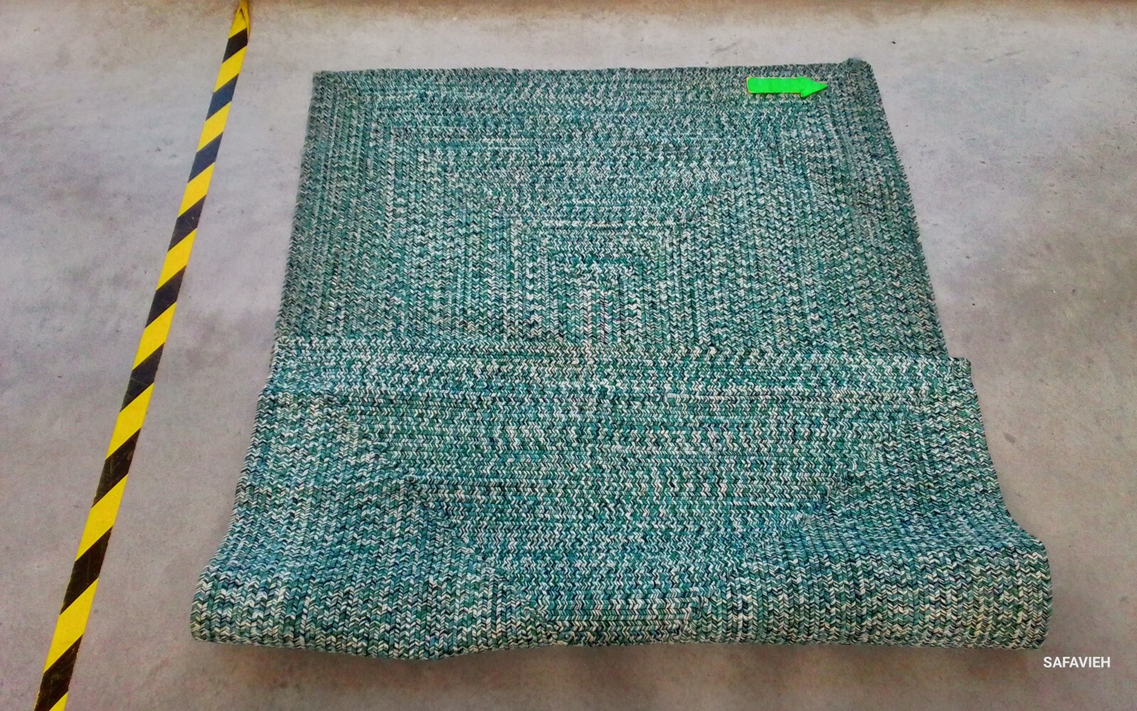 TEAL / GREEN 4′-0″ x 6′-0″ Broken Thread Rug, Reduced Price 1172772267 BRA201K-4
