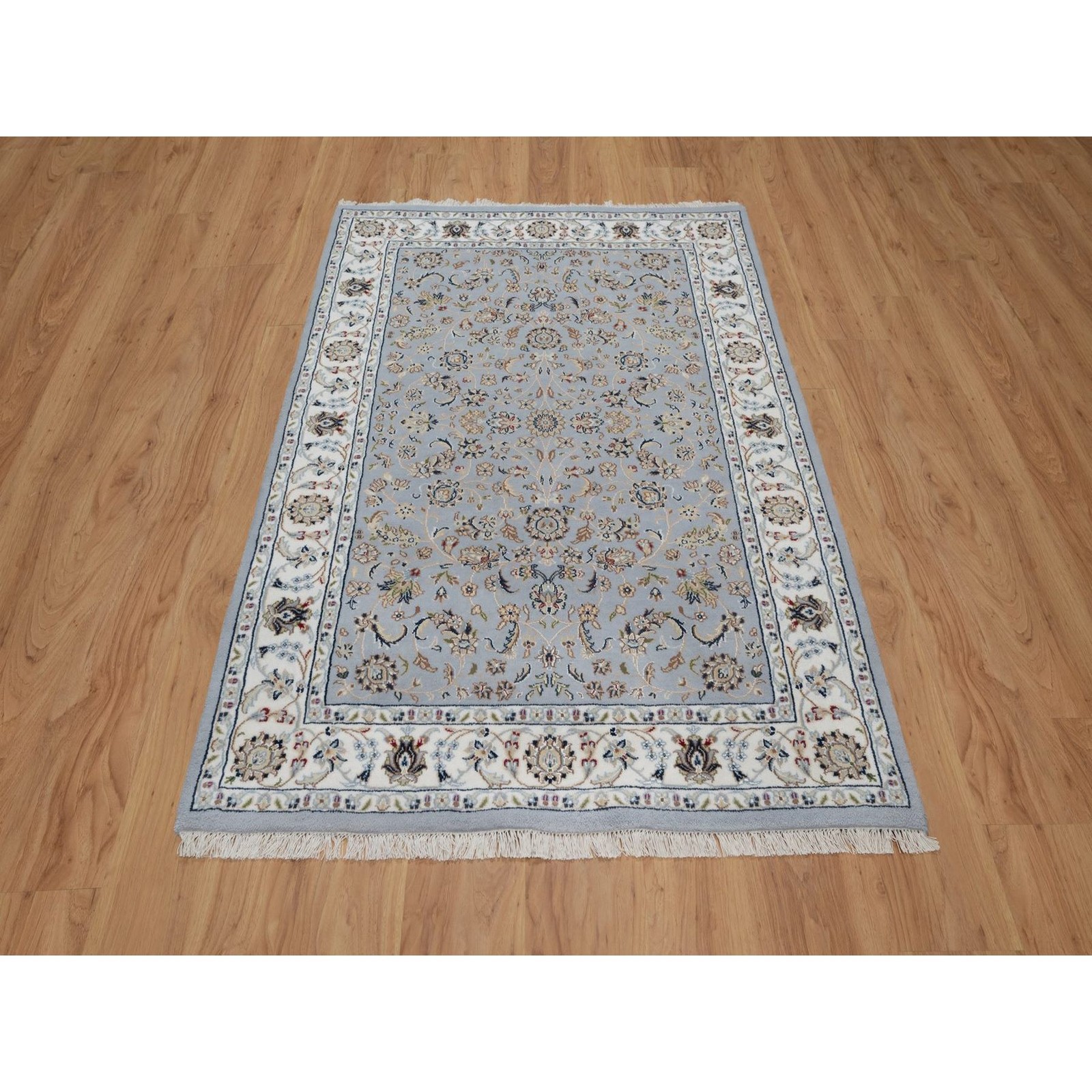 5’2 x 7’2 Hand Knotted Light Blue Nain Rug With Silk G16140
