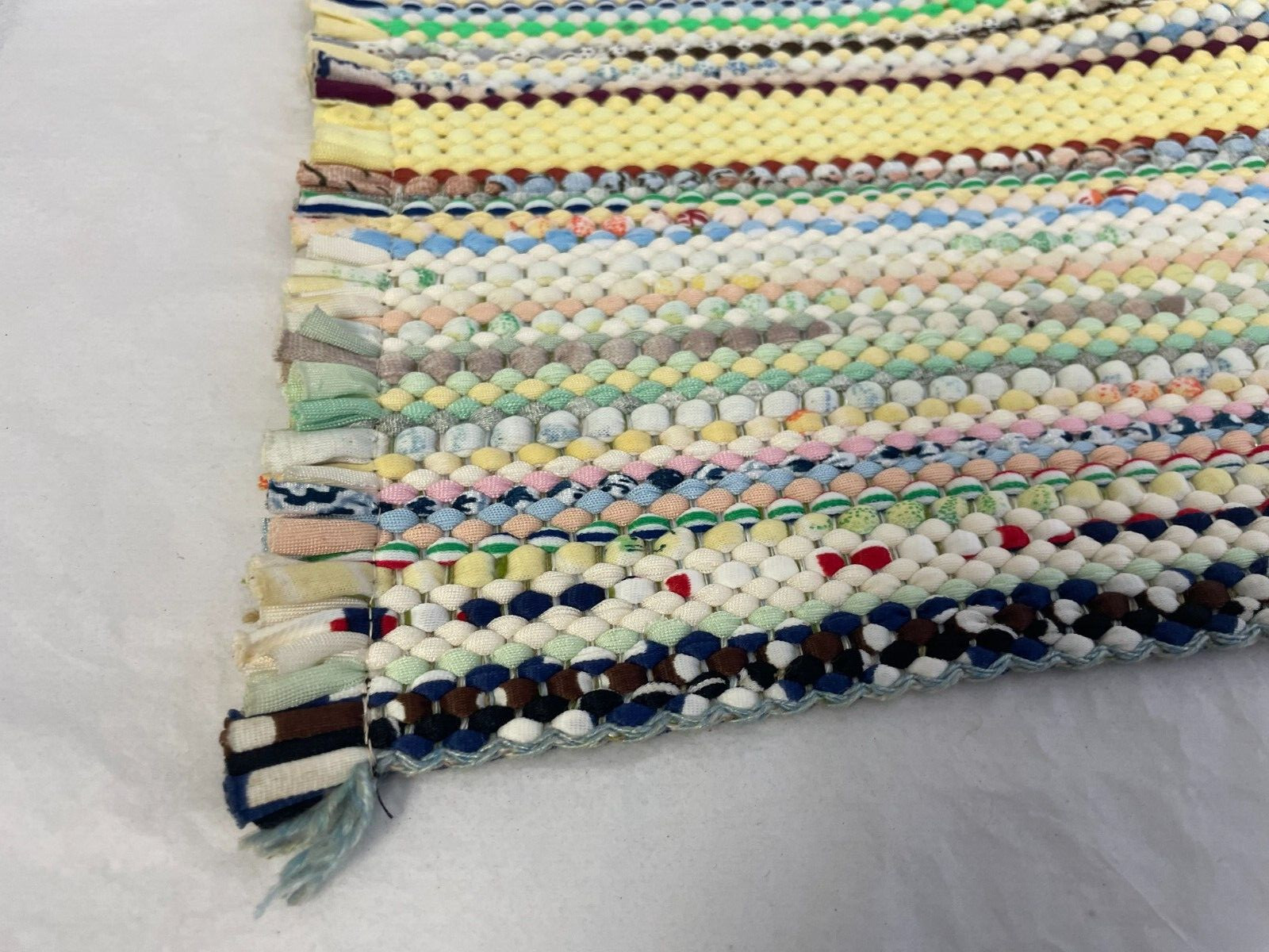 Vintage Multi-Color Red Blue Yellow Hook Rug Kitchen Throw Decorative 23×26″