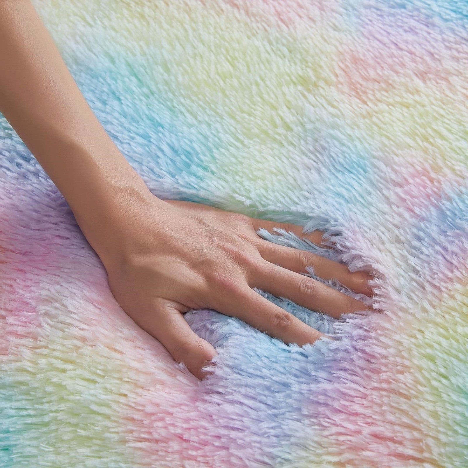 KLUCKIN Round Rainbow Rug, 4ft Fluffy Shag Rug