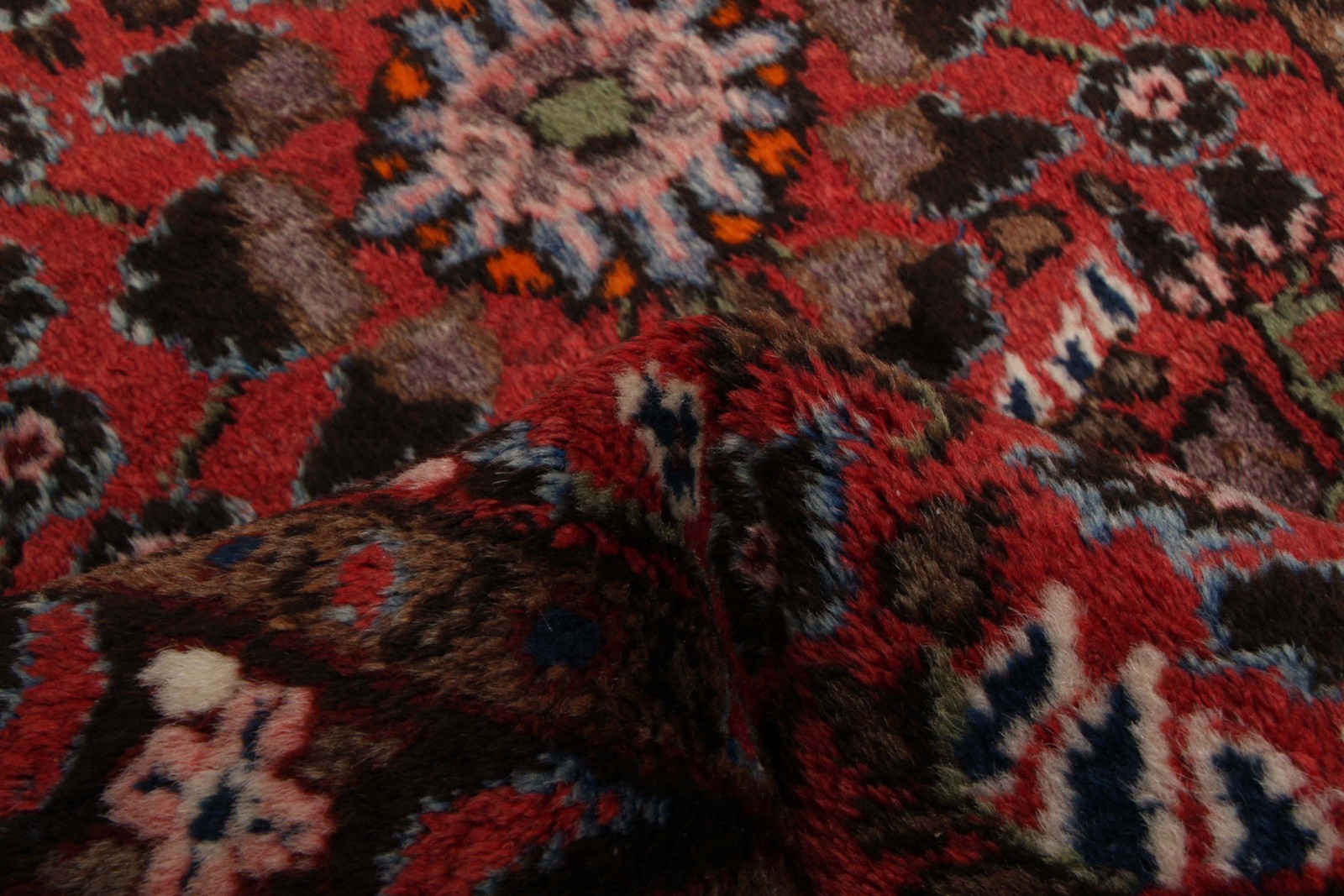 Vintage 1’10” x 2’11” Traditional Hand Knotted Vegetable Dye Wool Area Rug