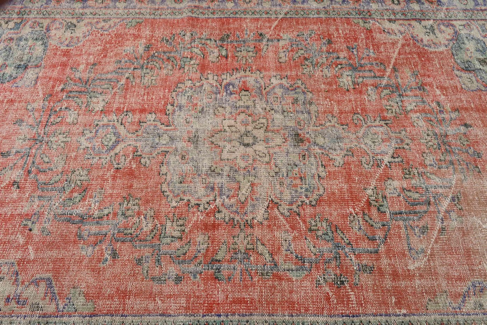 Turkish Rug 5,9×9,6 ft (179×292 cm), Red Oriental Vintage Rug